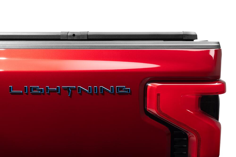 Solid Fold ALX Tonneau Cover Black Textured Paint 2021-2026 Ford F-150 5' 7 inch Bed (Includes Lightning) Extang