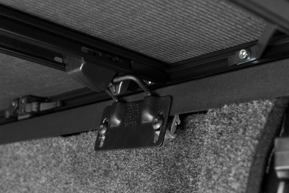 Trifecta ALX Tonneau Cover Black Leather Grained Fabric 2021-2026 Ford F-150 5' 7 inch Bed (Includes Lightning) Extang
