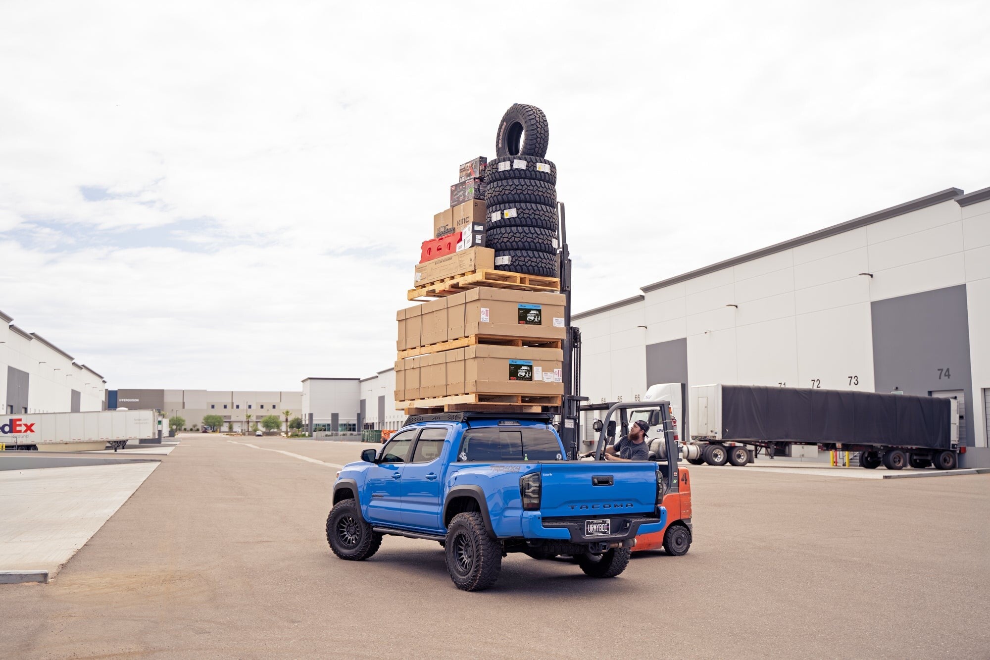 2016-2023 Toyota Tacoma Roof Rack With Light Pocket Rago Fabrication