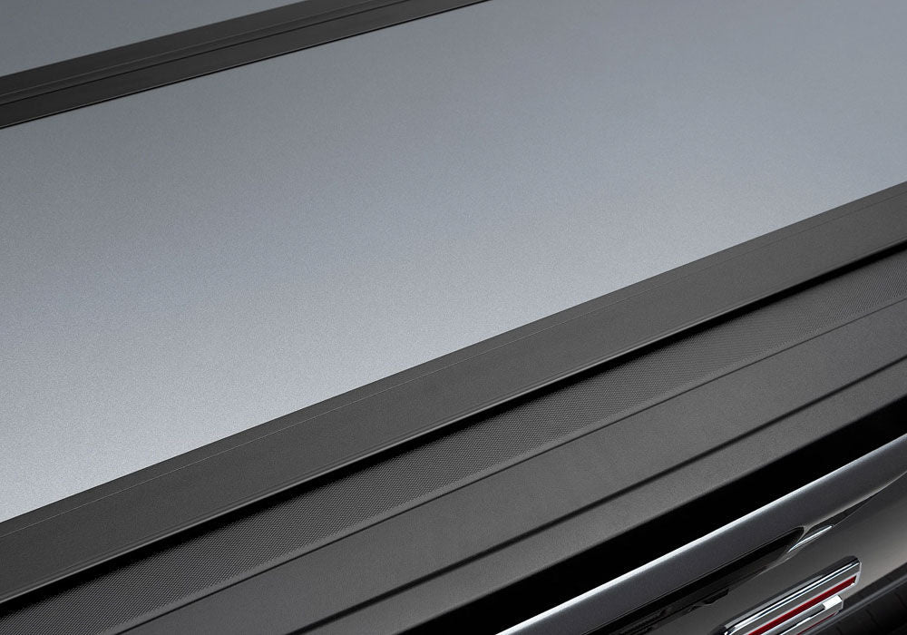 Tonneau Cover Fusion 2019 (New Body Style) 2020 Silverado/Sierra/2020 2500 HD/3500 HD 6 Foot 7 Inch Bed With Or Without MultiPro Tailgate UnderCover