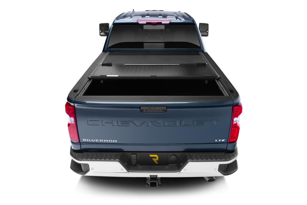 Tonneau Cover Armor Flex 2020-2026 Silverado/Sierra 2500 HD/3500 HD 6 Foot 10 Inch Bed Black Textured UnderCover