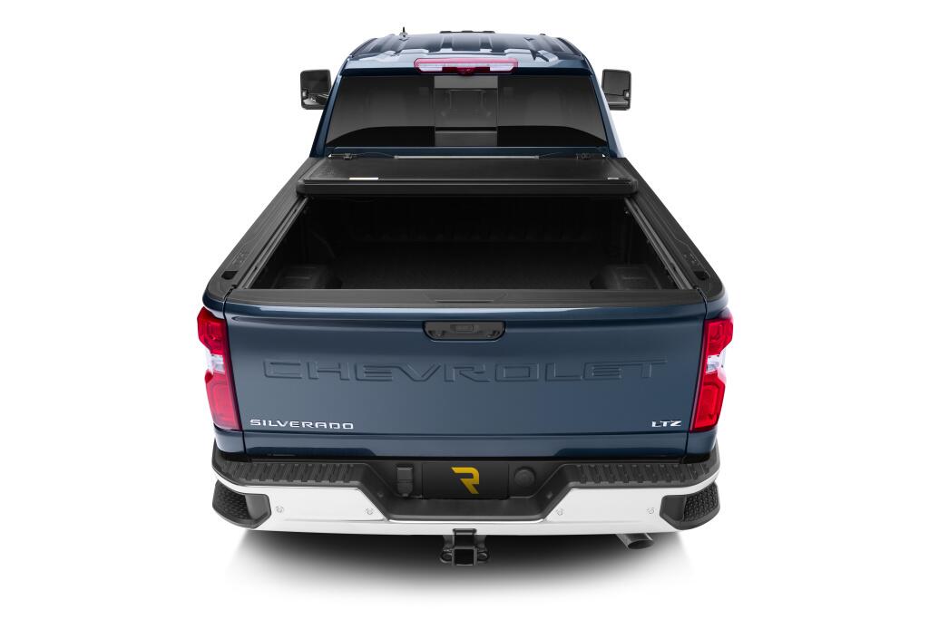 Tonneau Cover Armor Flex 2020-2026 Silverado/Sierra 2500 HD/3500 HD 6 Foot 10 Inch Bed Black Textured UnderCover