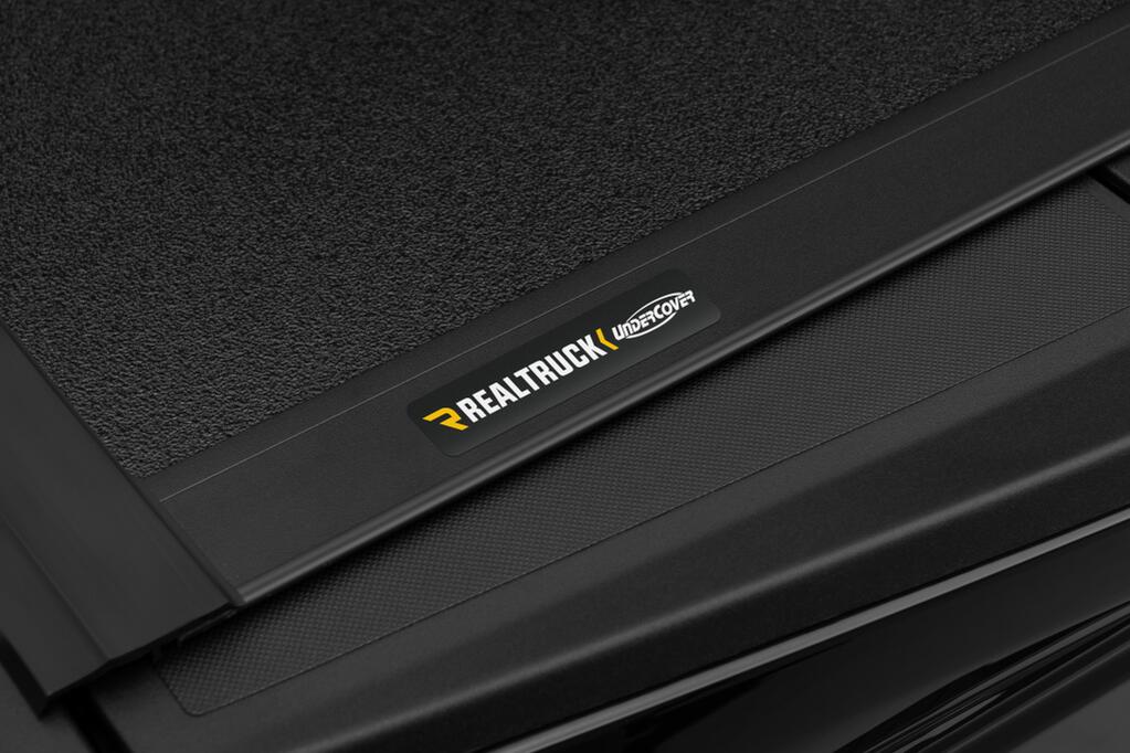 Tonneau Cover Armor Flex 2017-2026 Ford F-250/350 6 Foot 10 Inch Bed Std/Ext/Crew Black Textured UnderCover