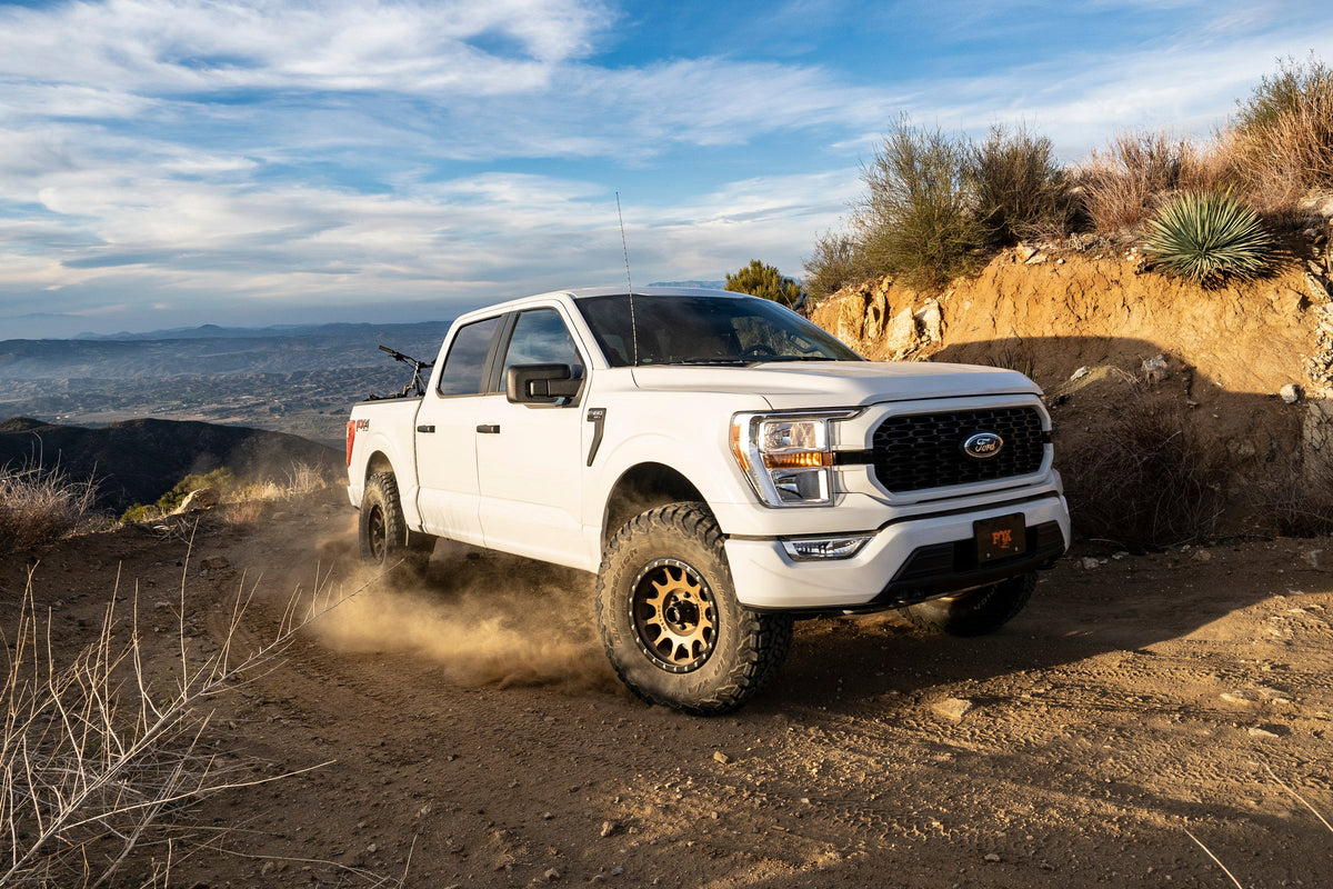 21-25 Ford F-150 4WD, 2 Inch Suspension Lift Kit, BDS UCA w/ Sensor (Non-CCD), 0 Inch Rear Lift - FOX 2.0 Performance Series
