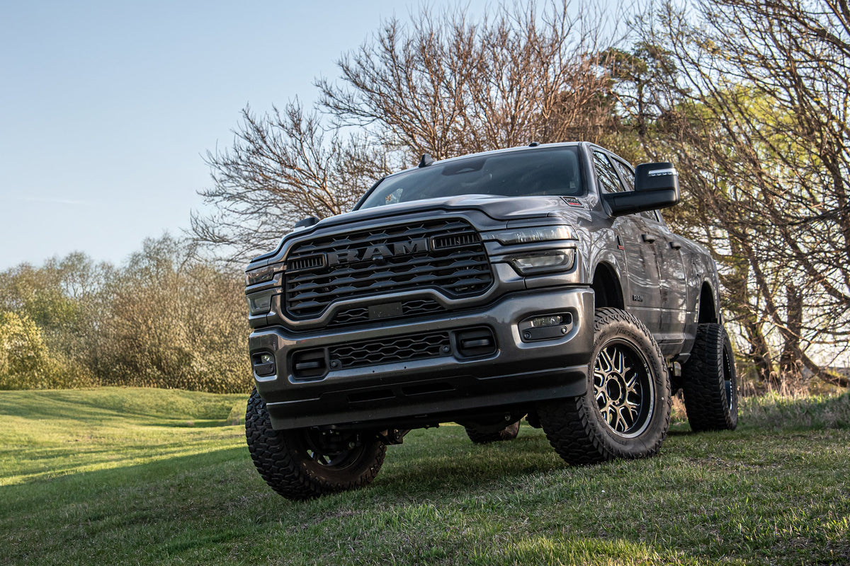 25-26 Ram 2500 4WD (Diesel) 4 Inch Radius Arm Suspension Lift Kit, 2.5 Inch Rear Lift, Coil Spring - FOX 2.0 Performance Series
