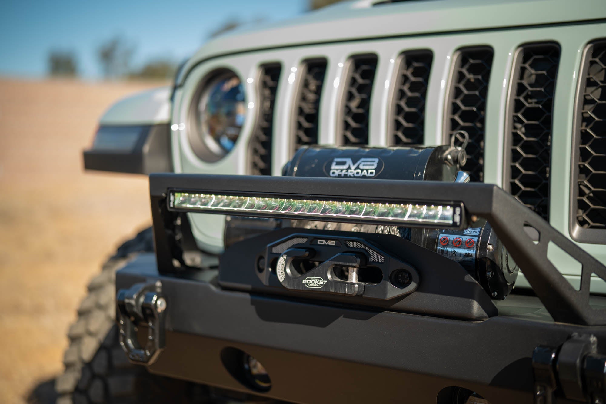 20 Inch Halo Elite Single Row Light Bar with Accent Light DV8 Offroad