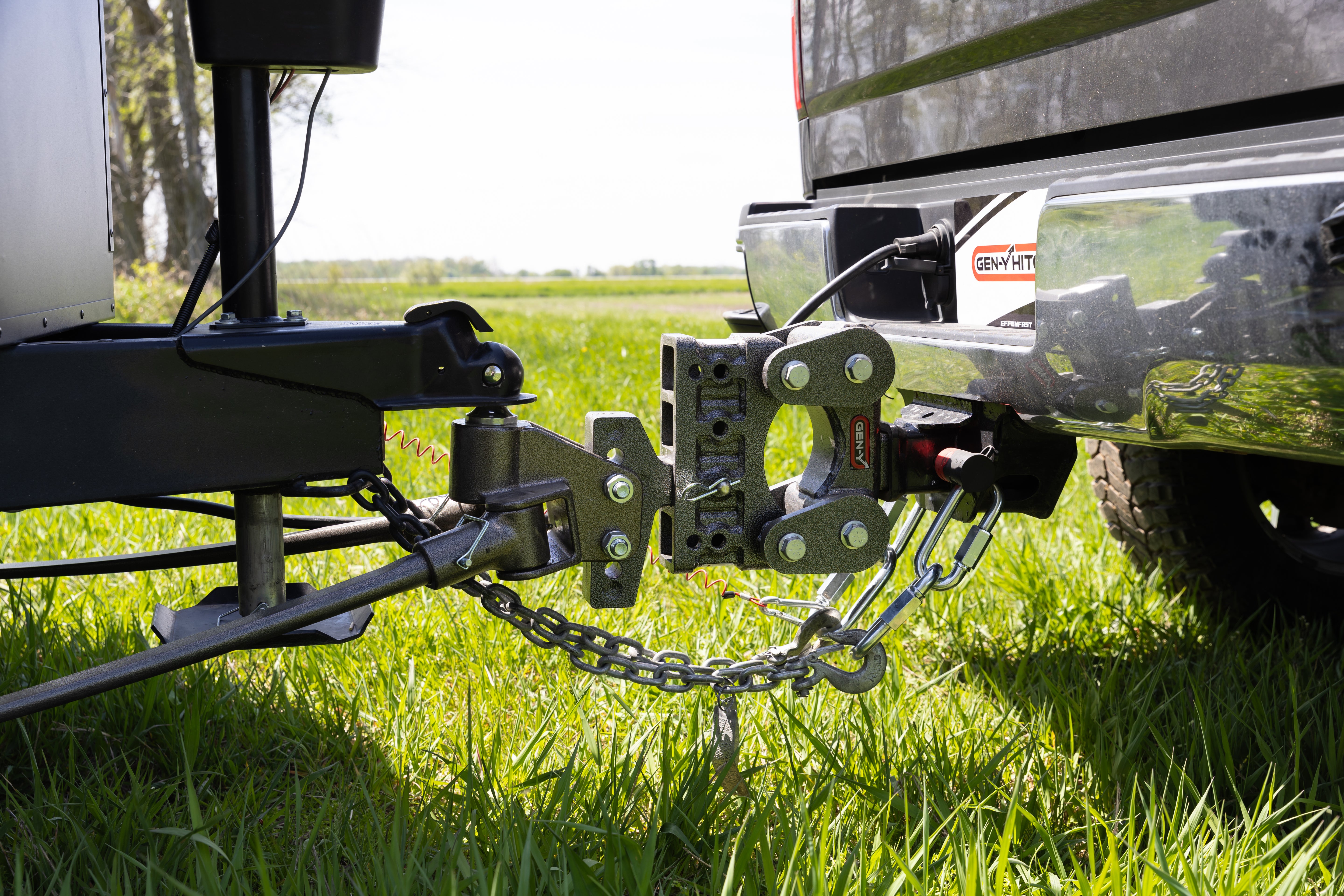 GEN-Y Hitch 2" Weight Distribution Shank 1.7K TW 10K & 16K Towing