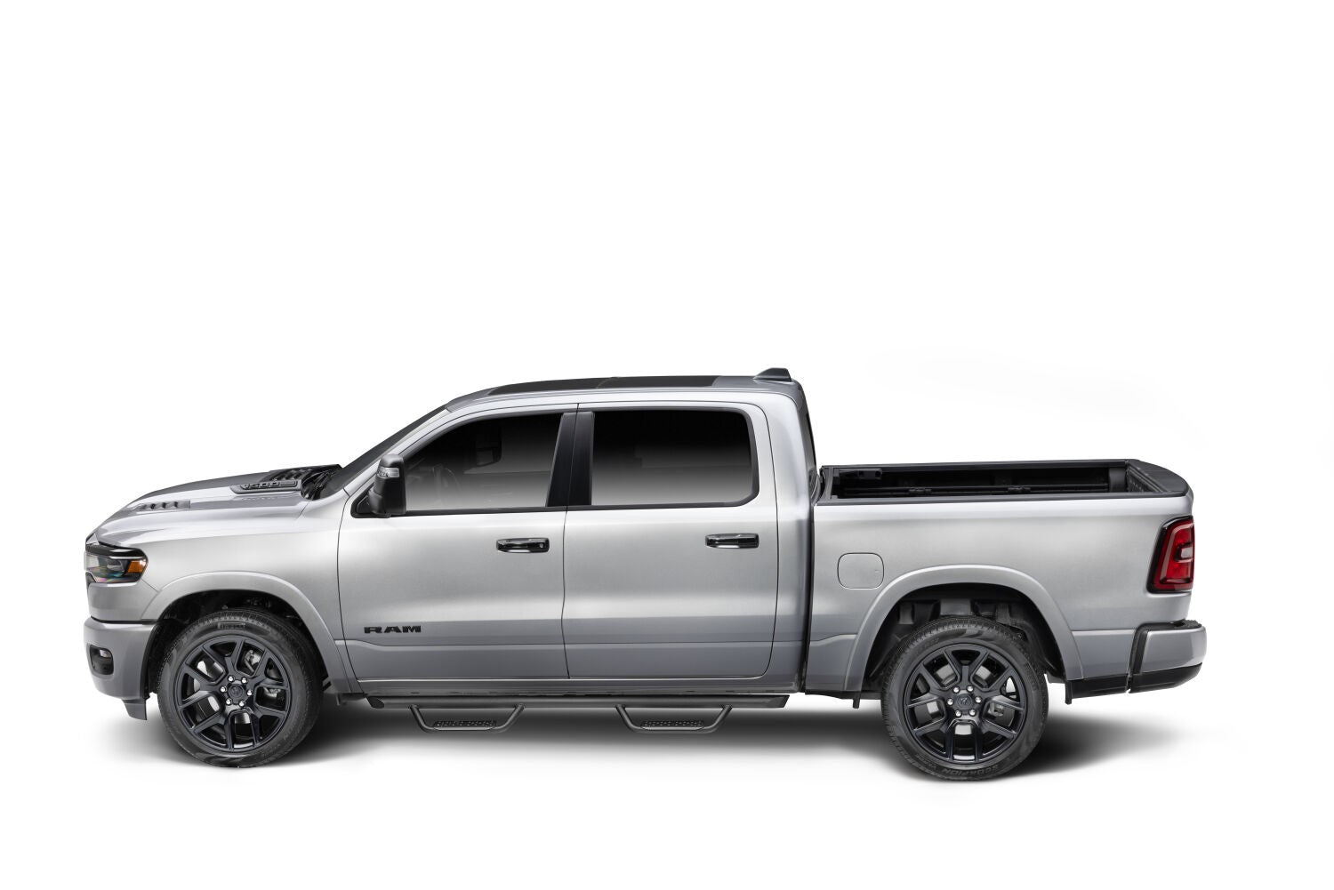 Domintator Extreme D2 Side Steps With Mounting Brackets Textured Black 2019-2026 Ram 1500 Go Rhino