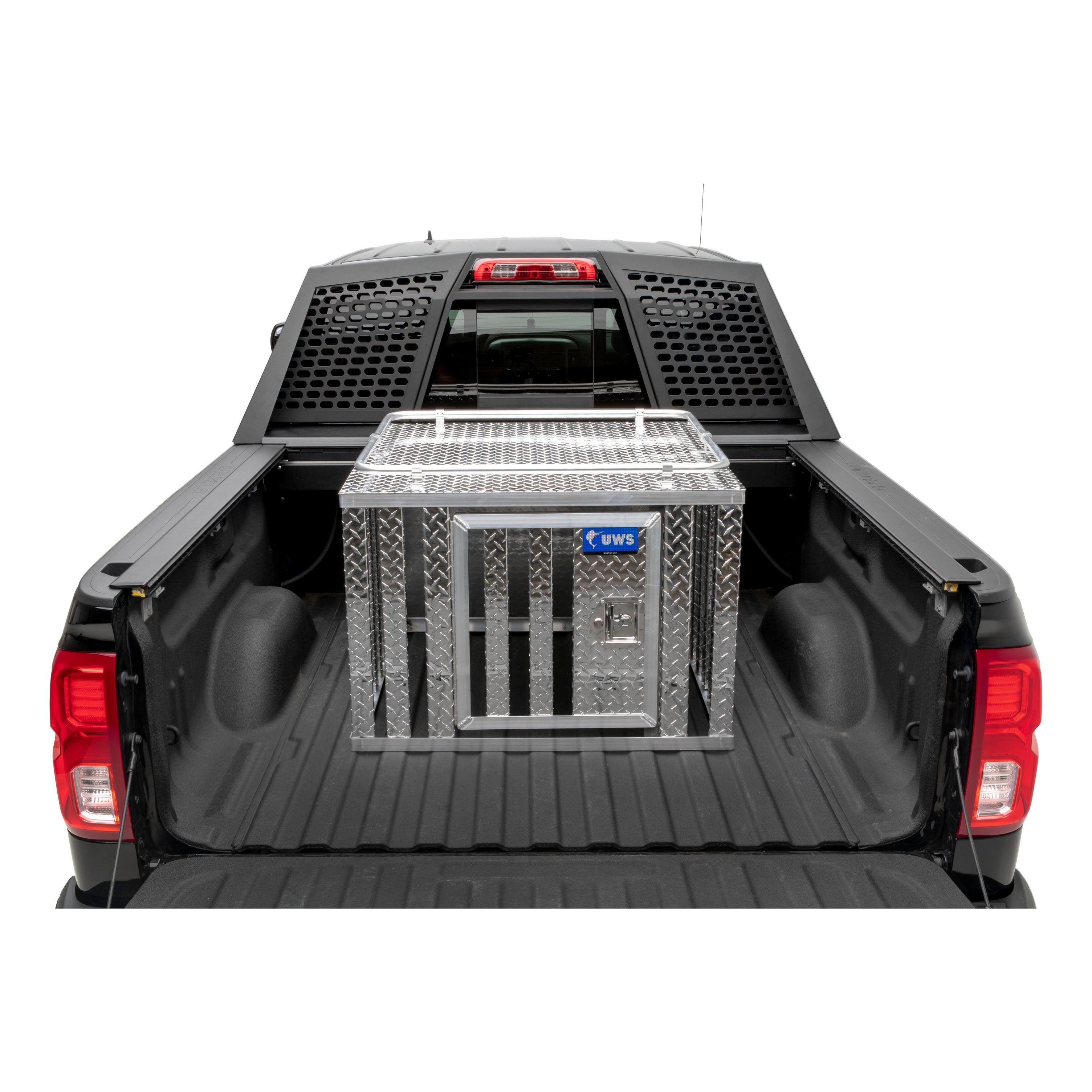 UWS DB-3636 Bright Aluminum 36" x 36" Single-Door Dog Box