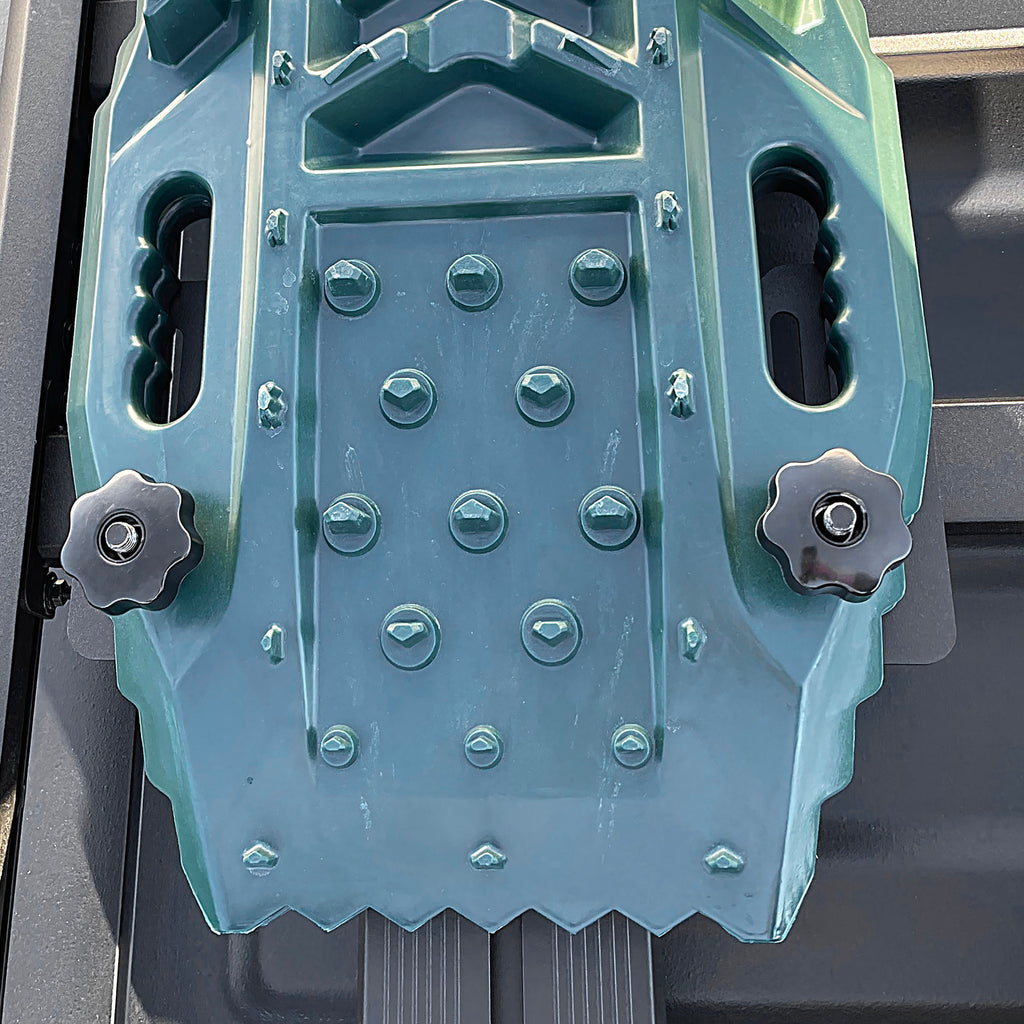 Defender Platform Recovery Board Mount Smittybilt
