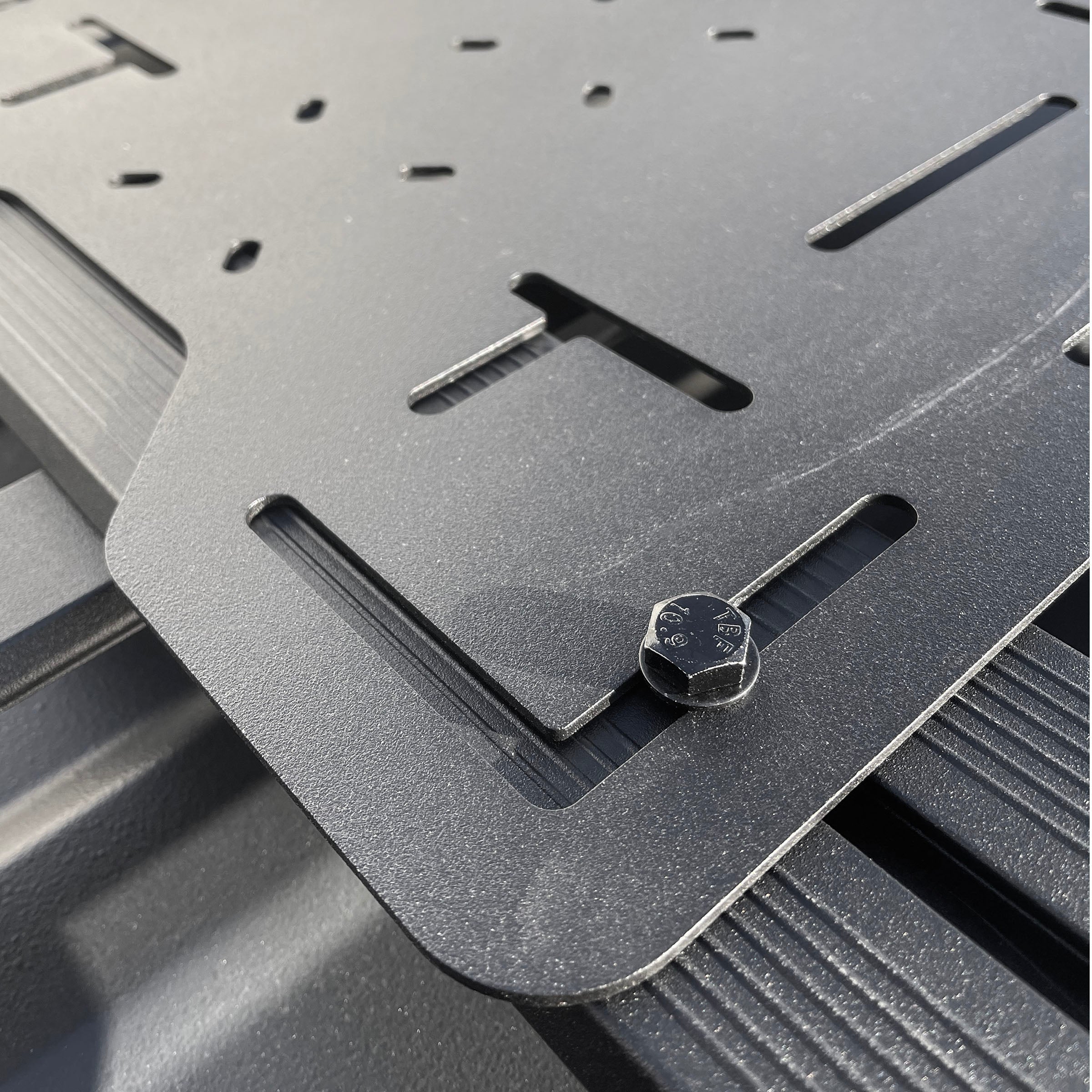Defender Platform Universal Mount Base Smittybilt