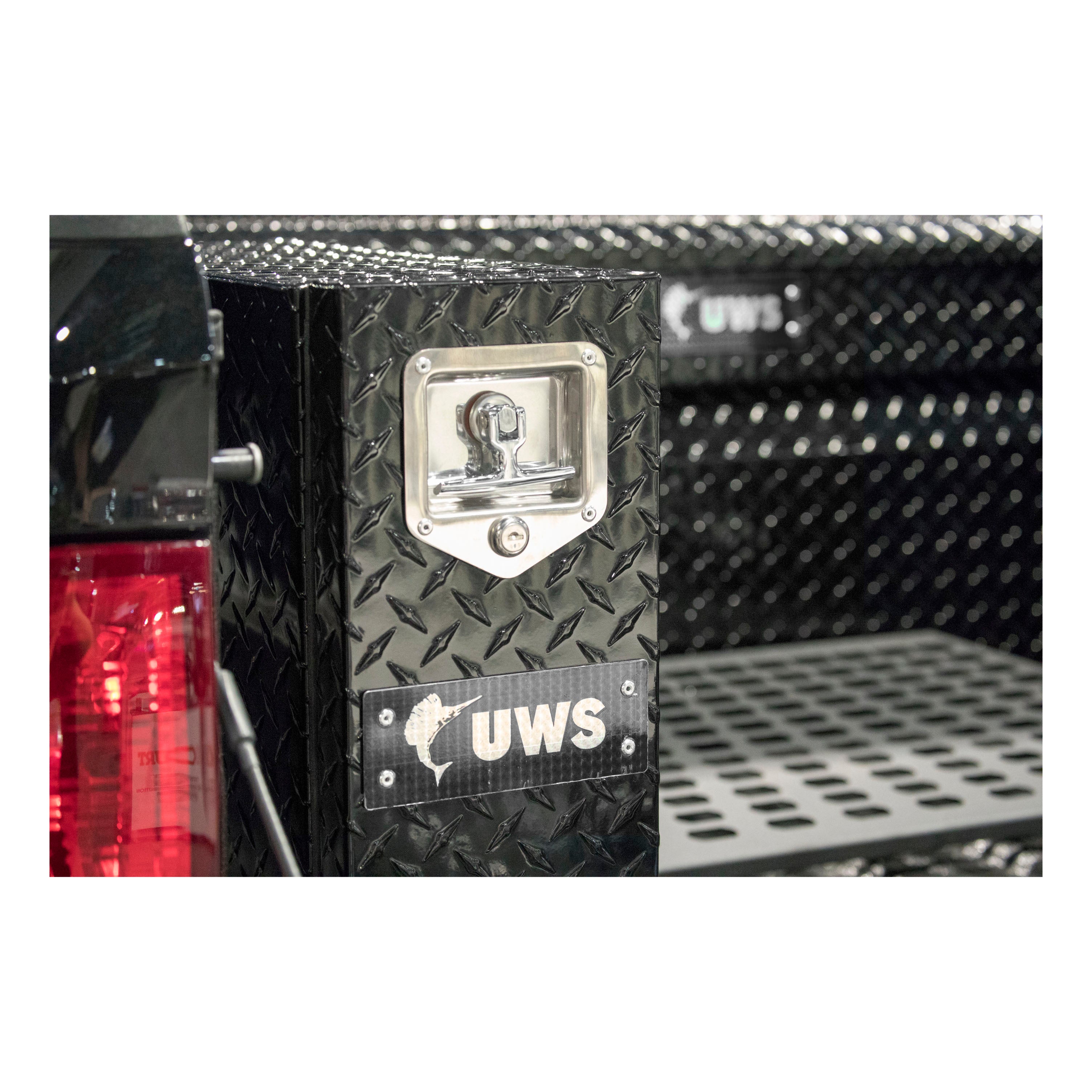 UWS EC20052 22-Inch Gloss Black Heavy-Wall Aluminum Truck Bed Tool Box with 5 Drawers