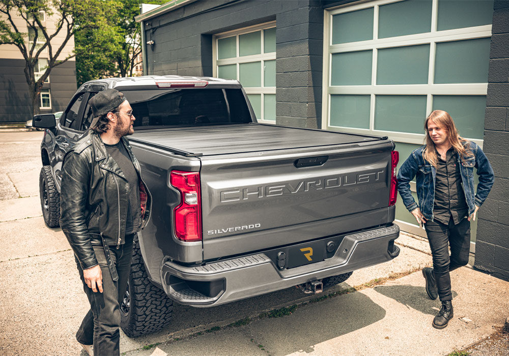 EQ Retractable Tonneau Cover 2022-2023 Nissan Frontier Crew Cab 5' Bed with or without Utili-Track System without Stake Pockets