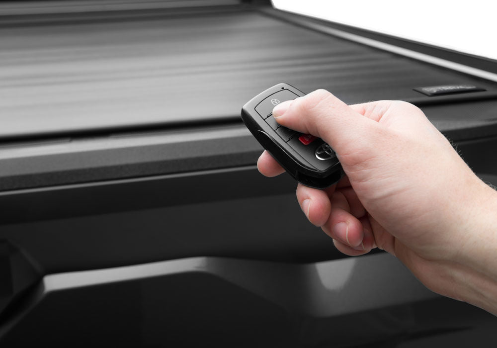 EQ Retractable Tonneau Cover 2022-2023 Nissan Frontier Crew Cab 5' Bed with or without Utili-Track System without Stake Pockets