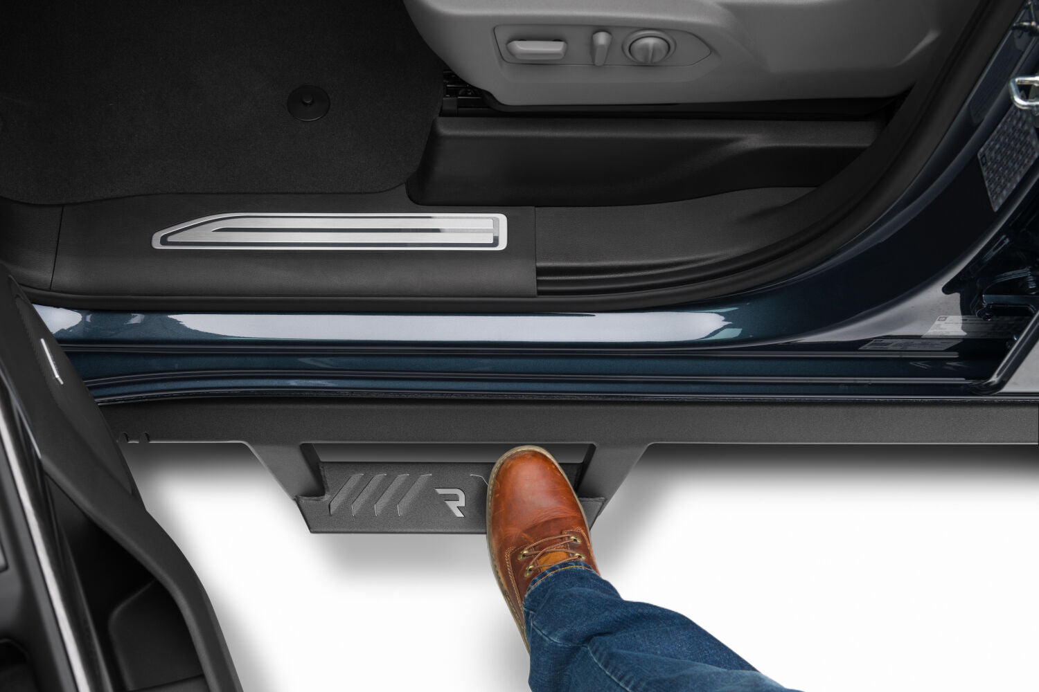 EpYx Step System Cab Length (2 Steps per Side) 2019 (New Body Style)-2025 Chevy Silverado/GMC Sierra 1500/2020-2025 2500 HD/3500 HD Double Cab Textured Black NFab