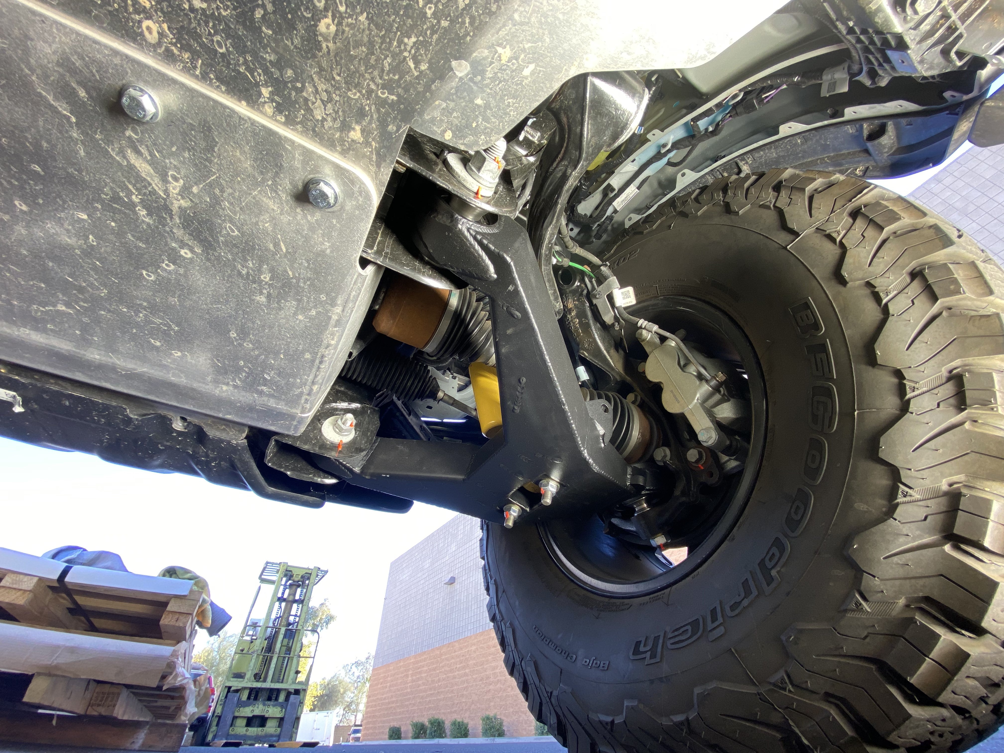 Foutz Motorsports Fabricated Lower Arm Kit With By-pass Shock Mount - Stock Length 2021-2026 Ford Bronco