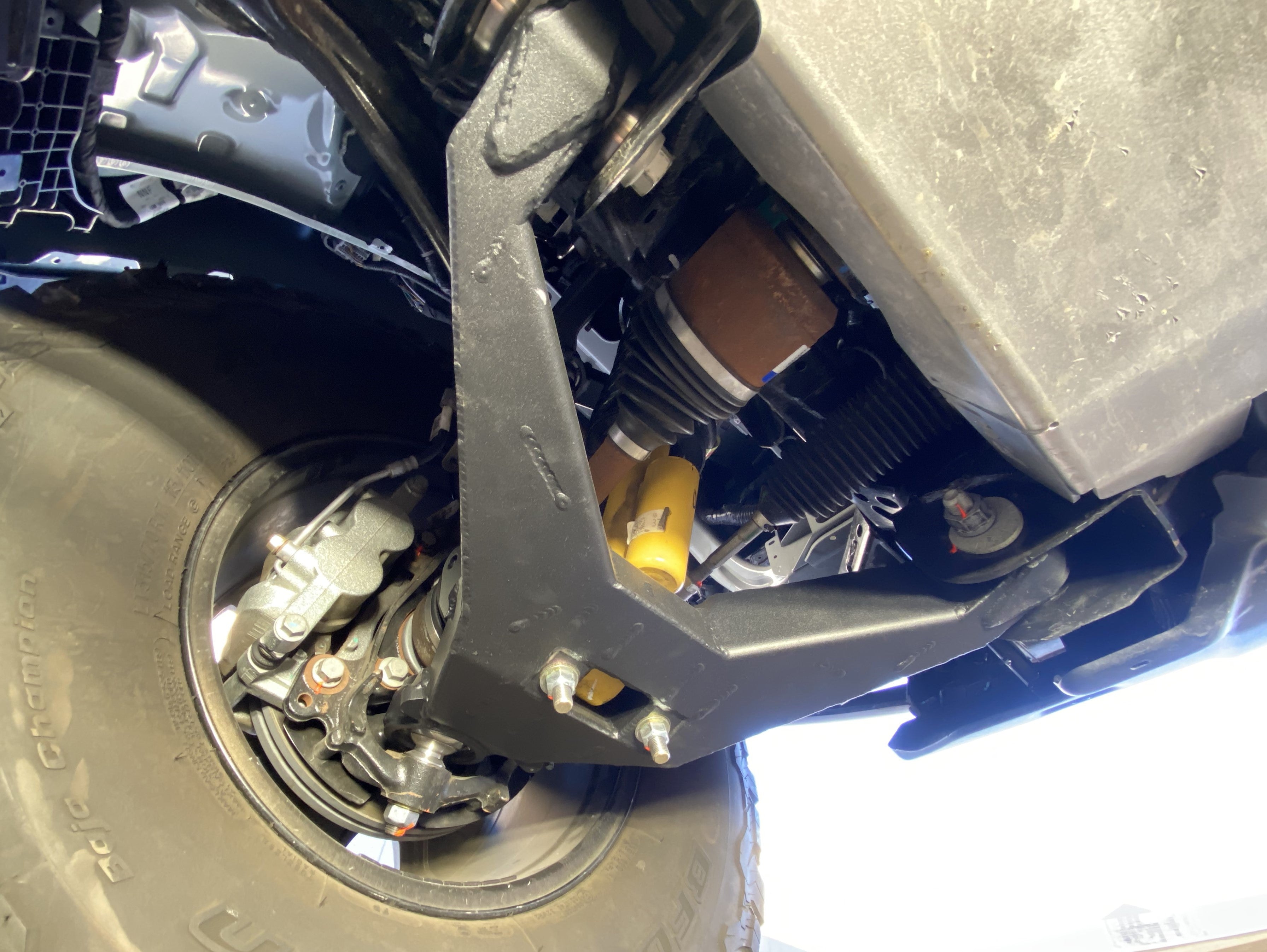 Foutz Motorsports Fabricated Lower Arm Kit With By-pass Shock Mount - Stock Length 2021-2026 Ford Bronco