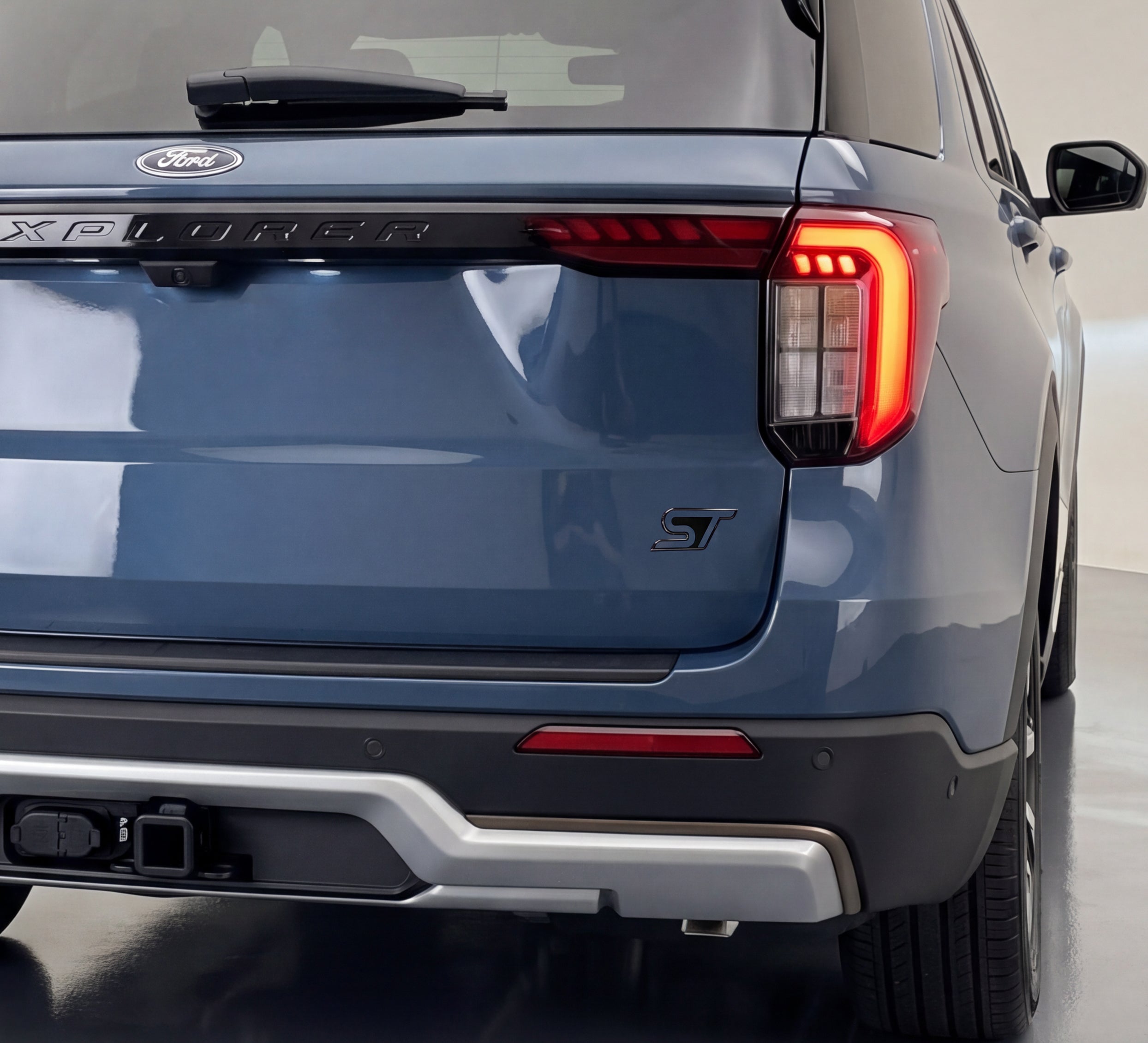 ST Universal Badge Overlay Fits - Ford