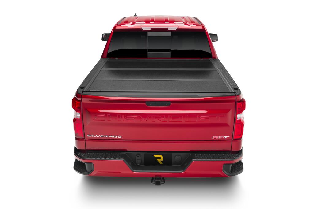 Tonneau Cover Flex 2019 (New Body Style) 2026 Chevrolet Silverado/GMC Sierra (Without CarbonPro Bed) 5 Foot 9 Inch Bed Crew/Ext With Or Without MultiPro Tailgate Black Textured UnderCover