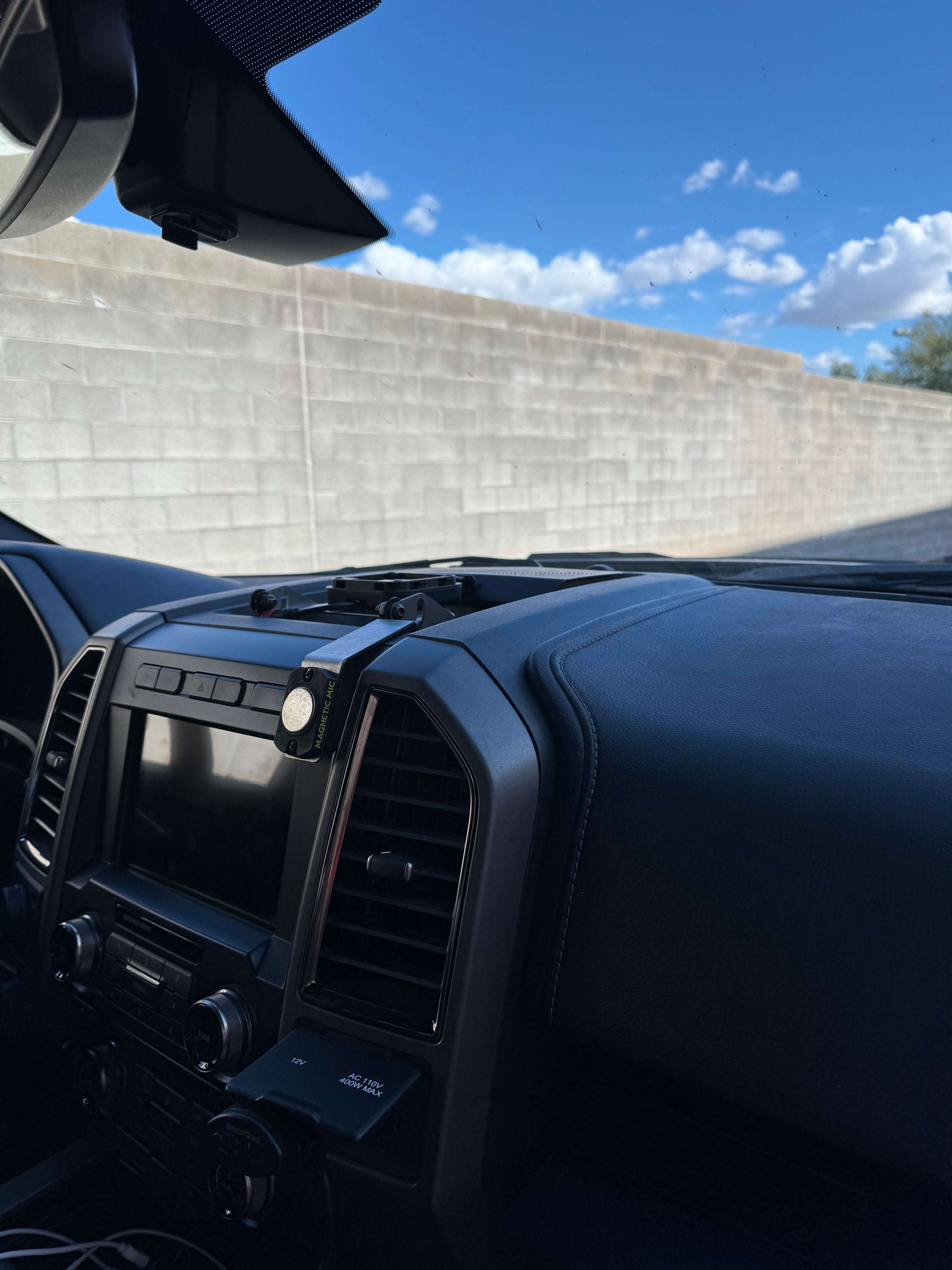Foutz Motorsports Center Dash Fold Down GPS Mount (Garmin TREAD XL) 2017-2020 Ford F-150 Raptor