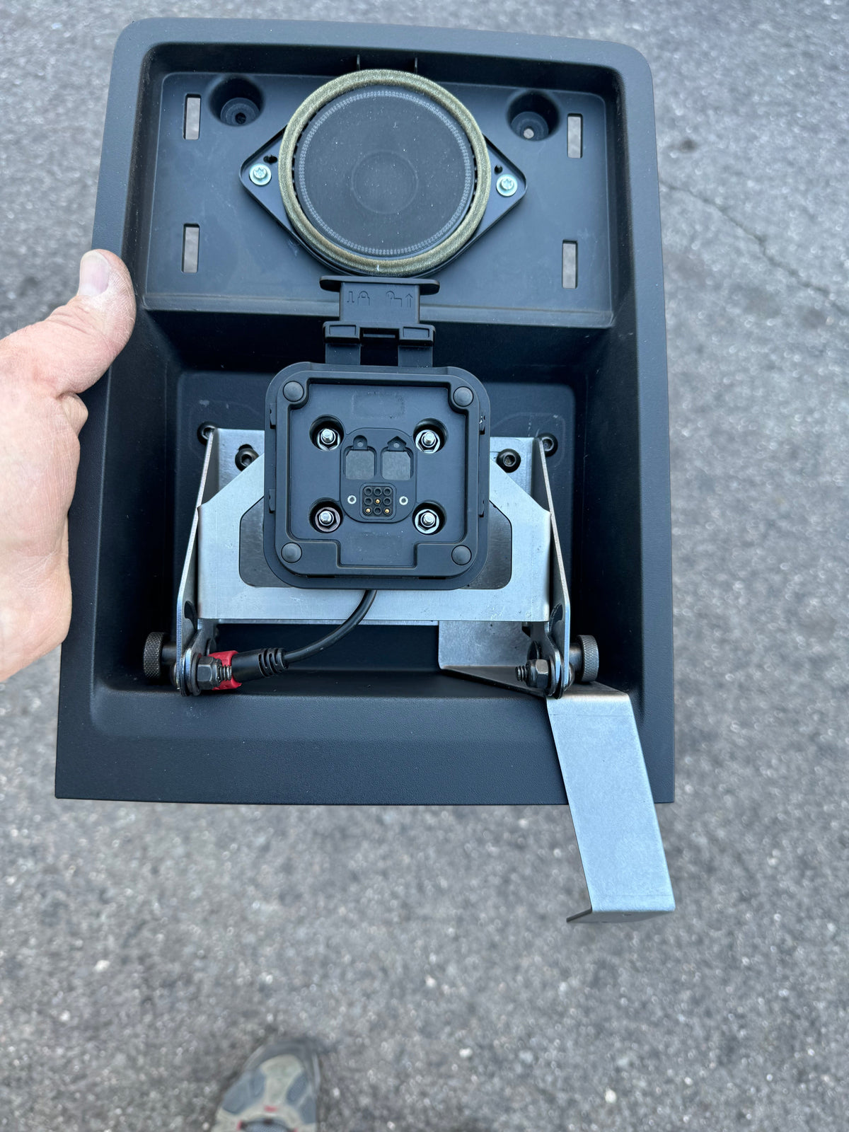 Foutz Motorsports Center Dash Fold Down GPS Mount (Garmin TREAD XL) 2017-2020 Ford F-150 Raptor