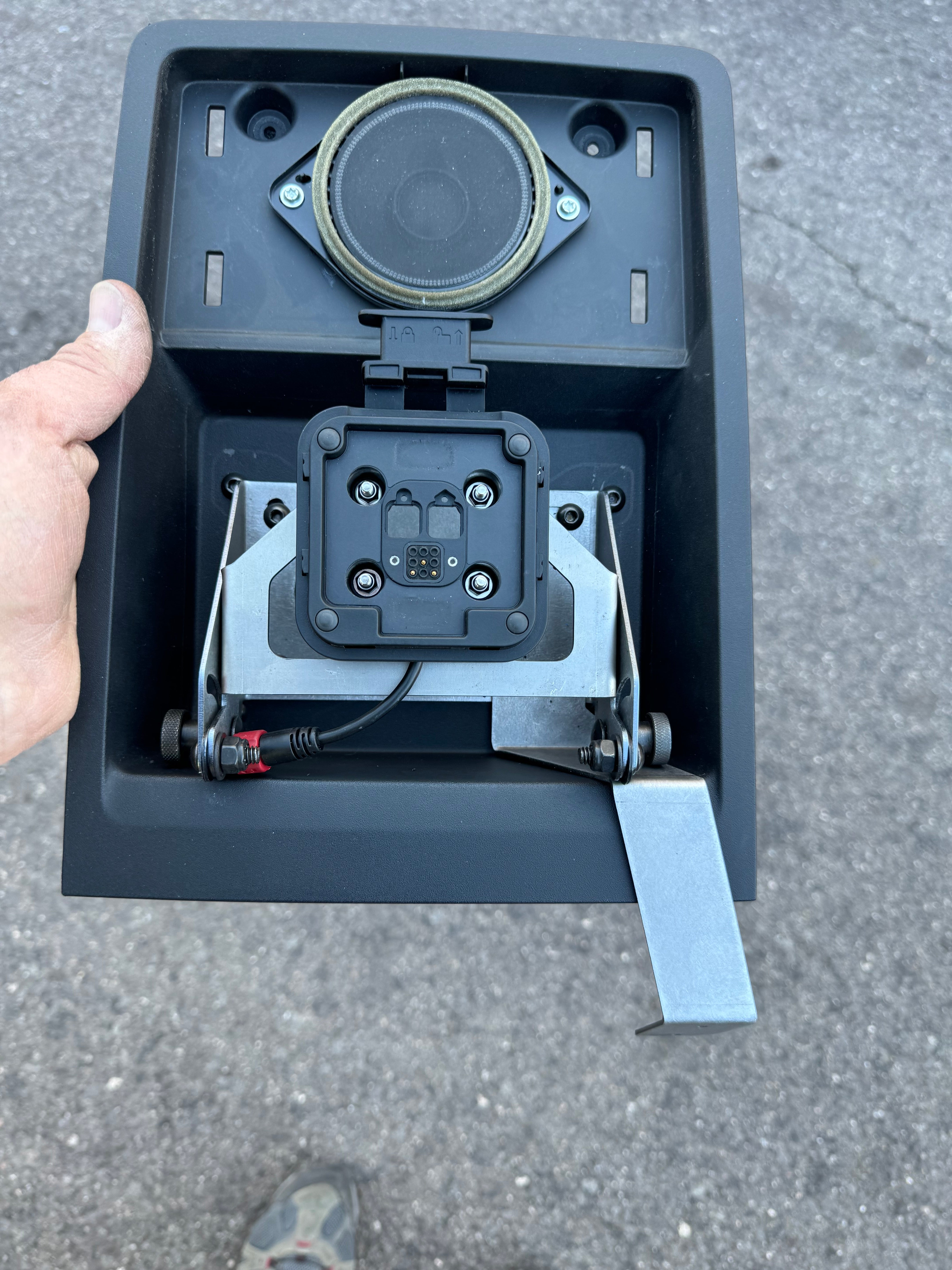 Foutz Motorsports Center Dash Fold Down GPS Mount (Garmin TREAD XL) 2017-2020 Ford F-150 Raptor