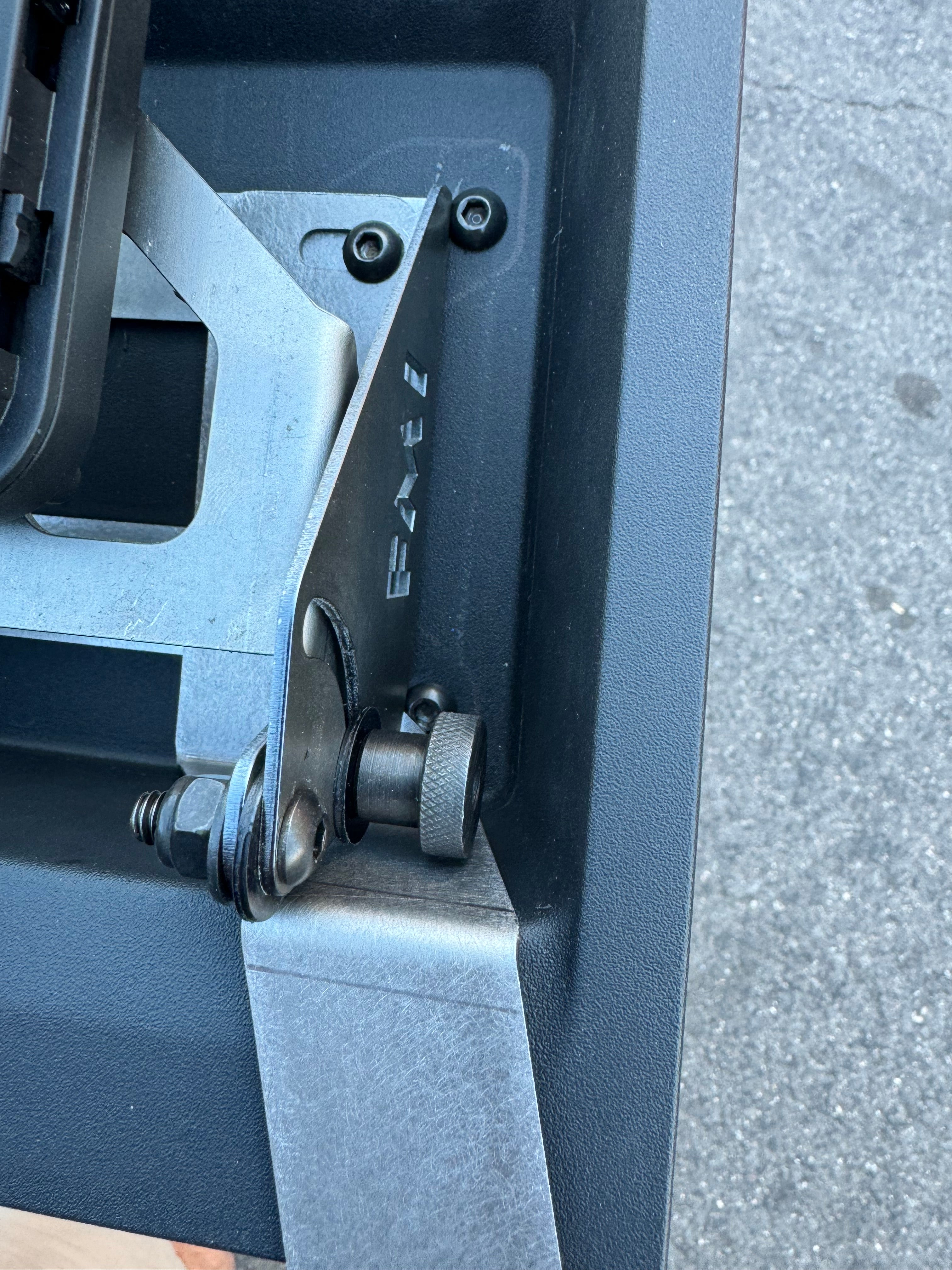Foutz Motorsports Center Dash Fold Down GPS Mount (Garmin TREAD XL) 2017-2020 Ford F-150 Raptor