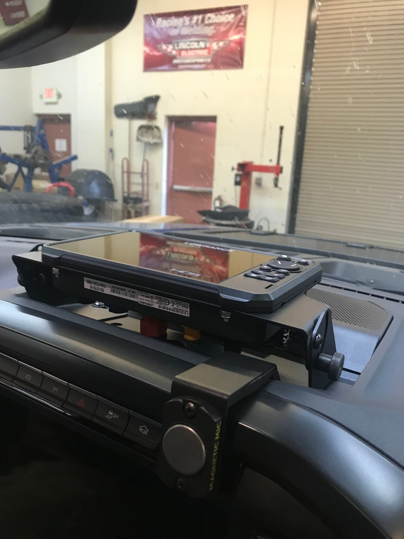 Foutz Motorsports Center Dash Fold Down GPS mount- HDS7 Carbon 2021-2023 Ford F-150 Raptor 2021-2026 Ford F-150 2023 Ford F-150 Raptor R
