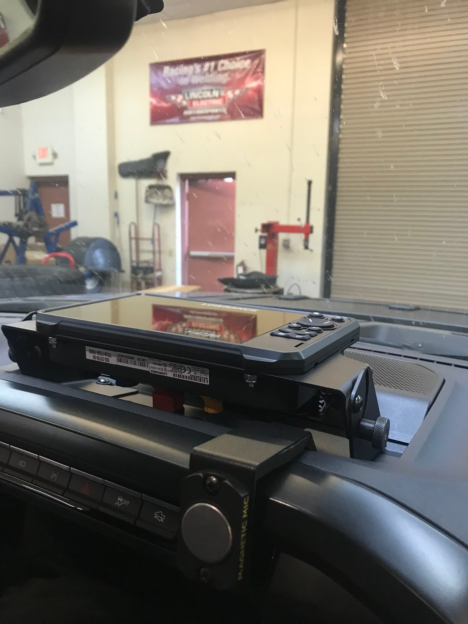 Foutz Motorsports Center Dash Fold Down GPS mount- HDS7 Carbon 2021-2023 Ford F-150 Raptor 2021-2026 Ford F-150 2023 Ford F-150 Raptor R