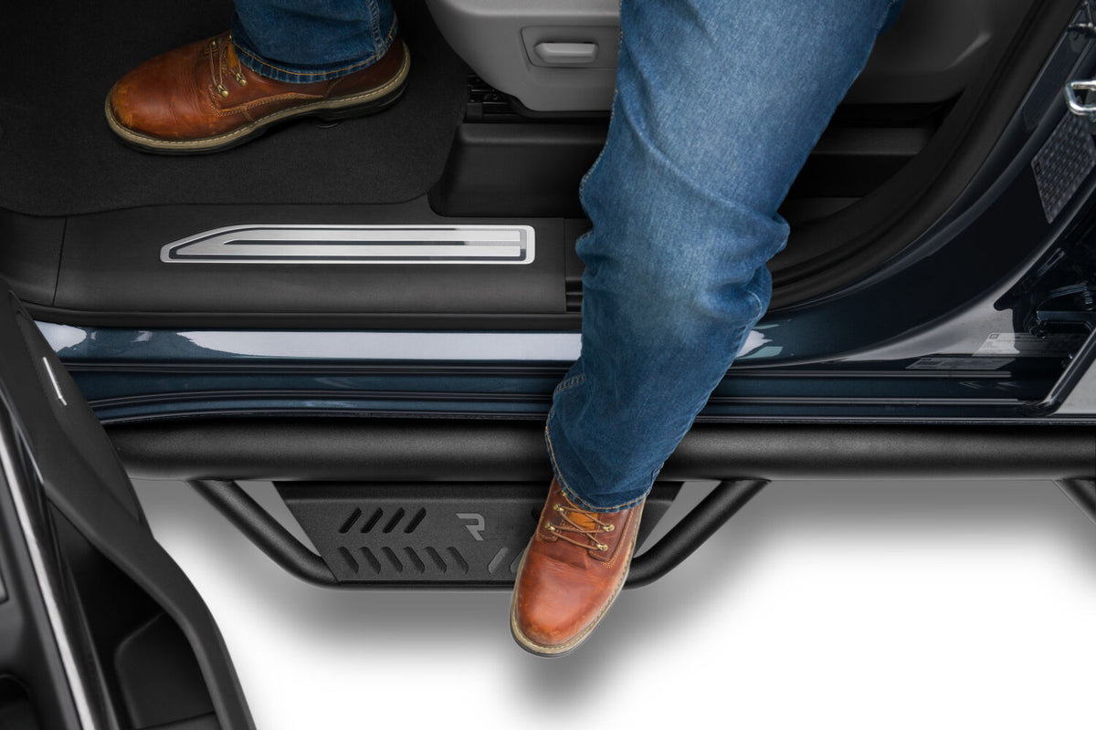 Suv High Step In Podium Step LG Cab Length (2 Steps per Side) 3 Inch Main Tube Diameter