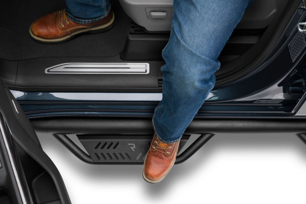 Podium Step LG Cab Length (2 Steps per Side) 3 Inch Main Tube Diameter 2019 (New Body Style)-2025 Chevy Silverado/GMC Sierra 1500/2020-2025 2500 HD/3500 HD Crew Cab Textured Black NFab