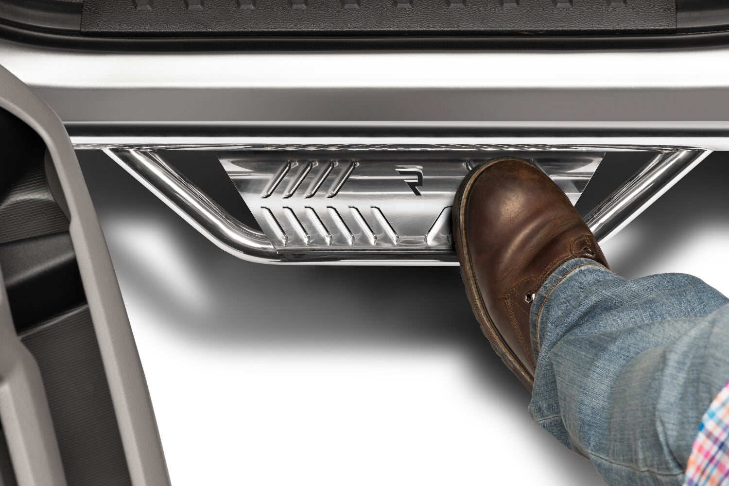 Podium Step SS Cab Length (2 Steps per Side) 3 Inch Main Tube Diameter 2009-2014 Ford F-150 SuperCrew Polished Stainless NFab