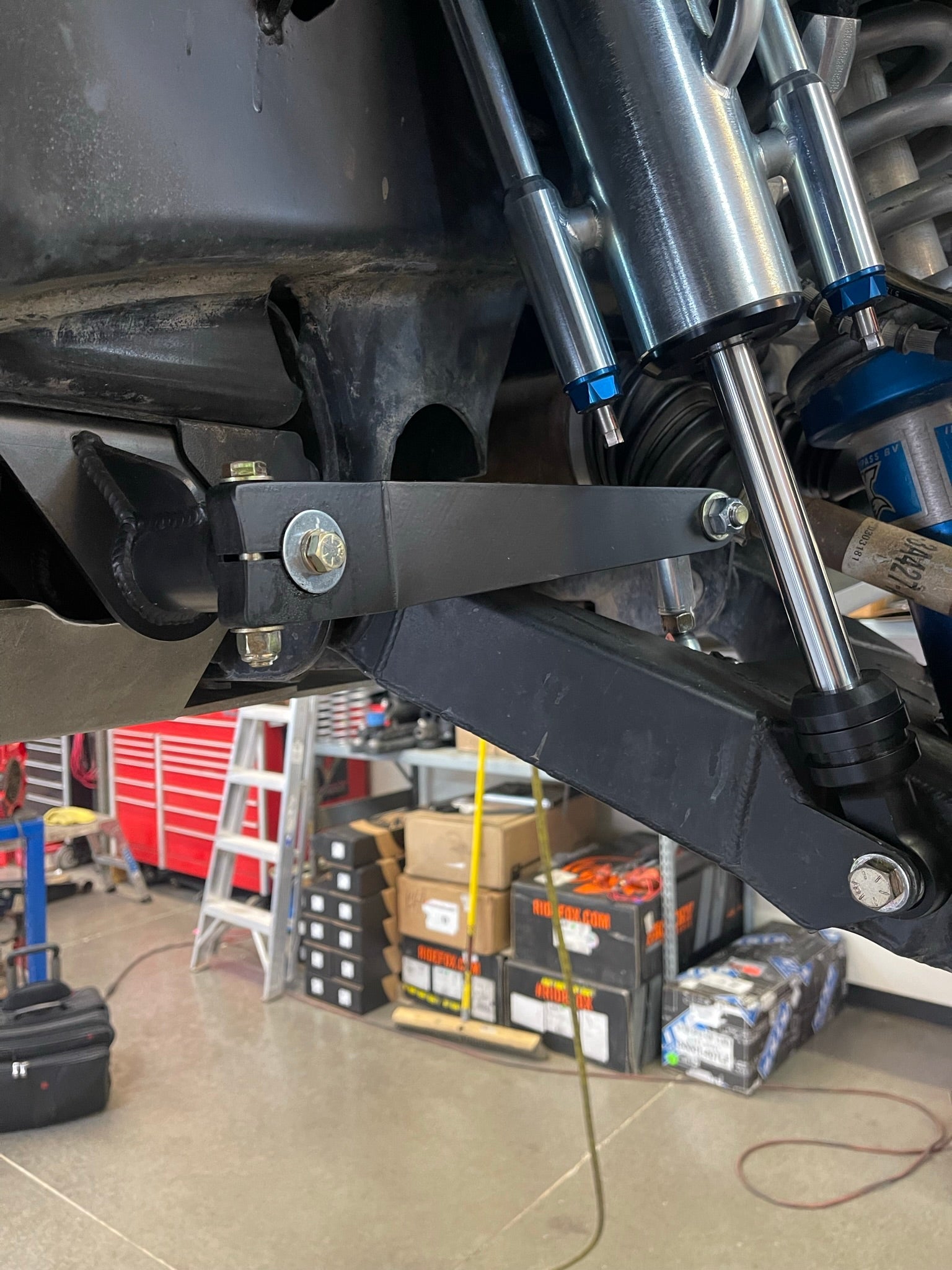 Foutz Motorsports Mid Travel Front Suspension Kit, with Fabricated Upper Arm 2017-2020 Ford F-150 Raptor