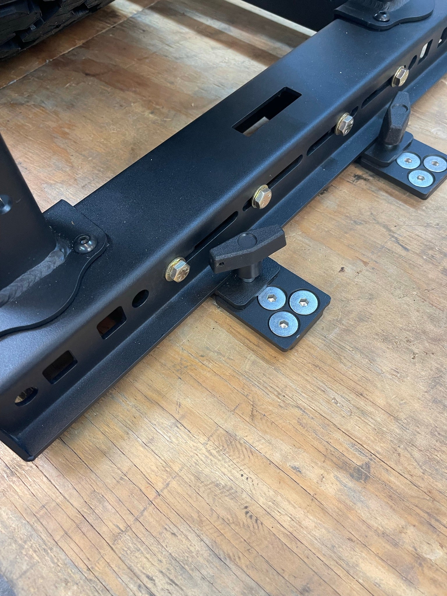 Foutz Motorsports Single Tire Carrier Quick Release Modular Bed Organizer