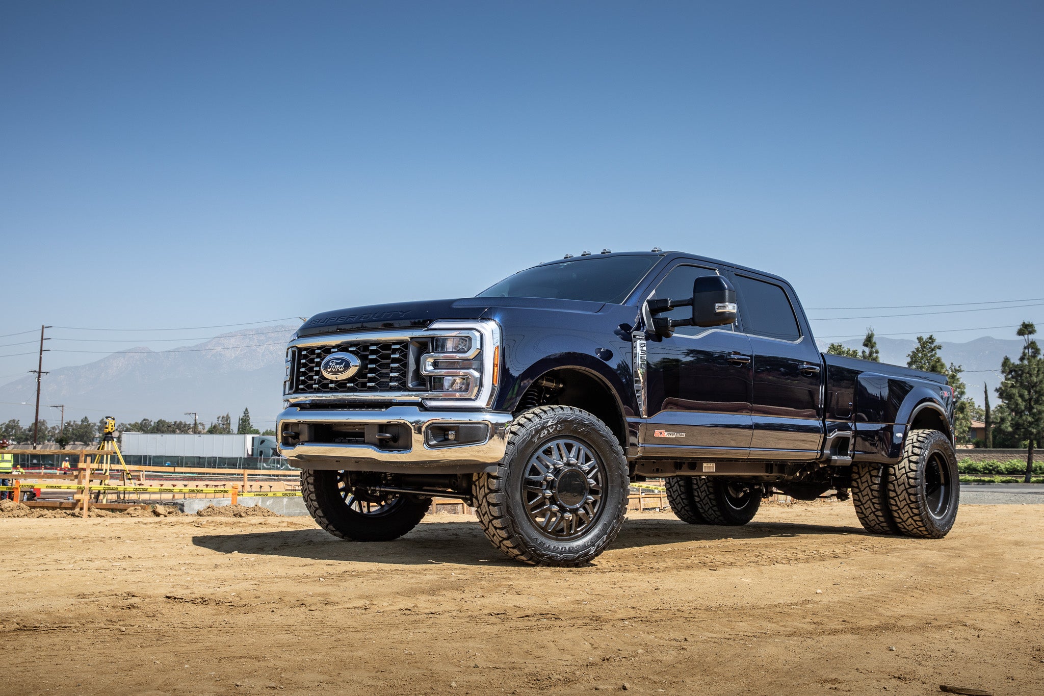 2023-2025 Ford F-250/F-350 Super Duty 4WD Gas 2.5 Inch Lift Stage 3 Suspension System W/ Radius Arms Icon Vehicle Dynamics