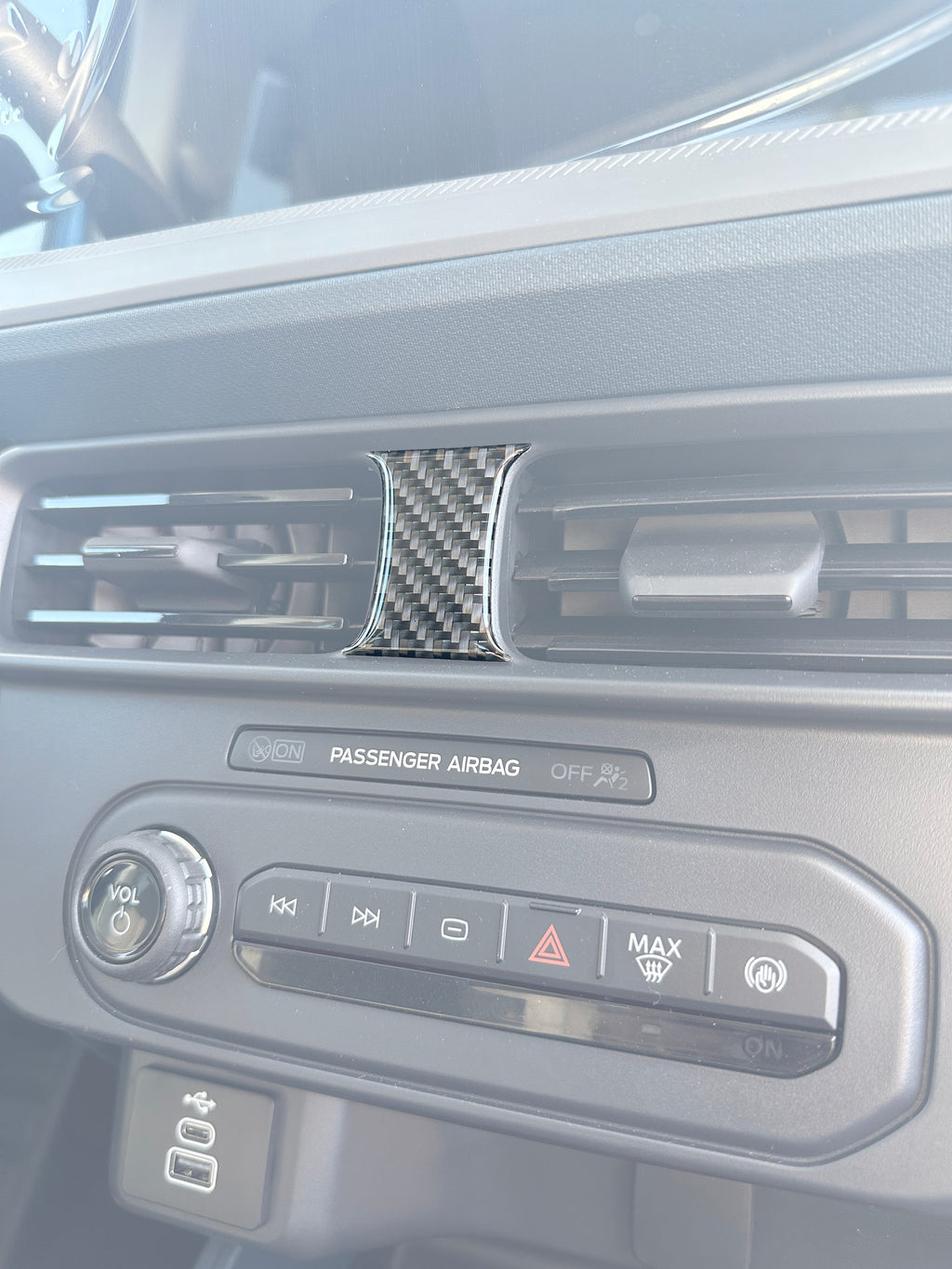 Center A/C Vent Accent Trim Fits 2025-2026 Ford Maverick