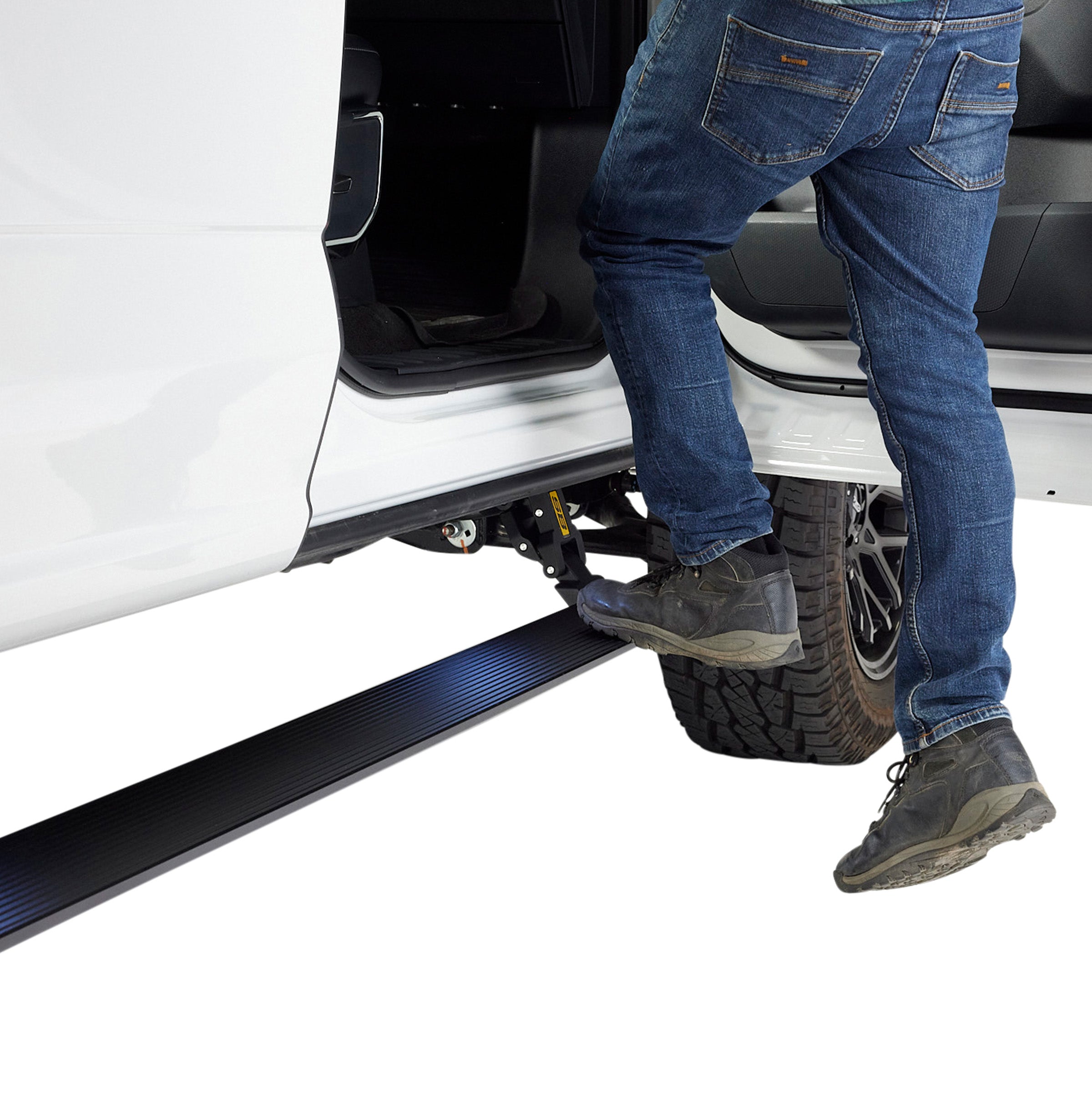Command Series Dual Motor Auto Steps 2015-2023 Ford F-150/F-250/F-350 Super Duty Smittybilt