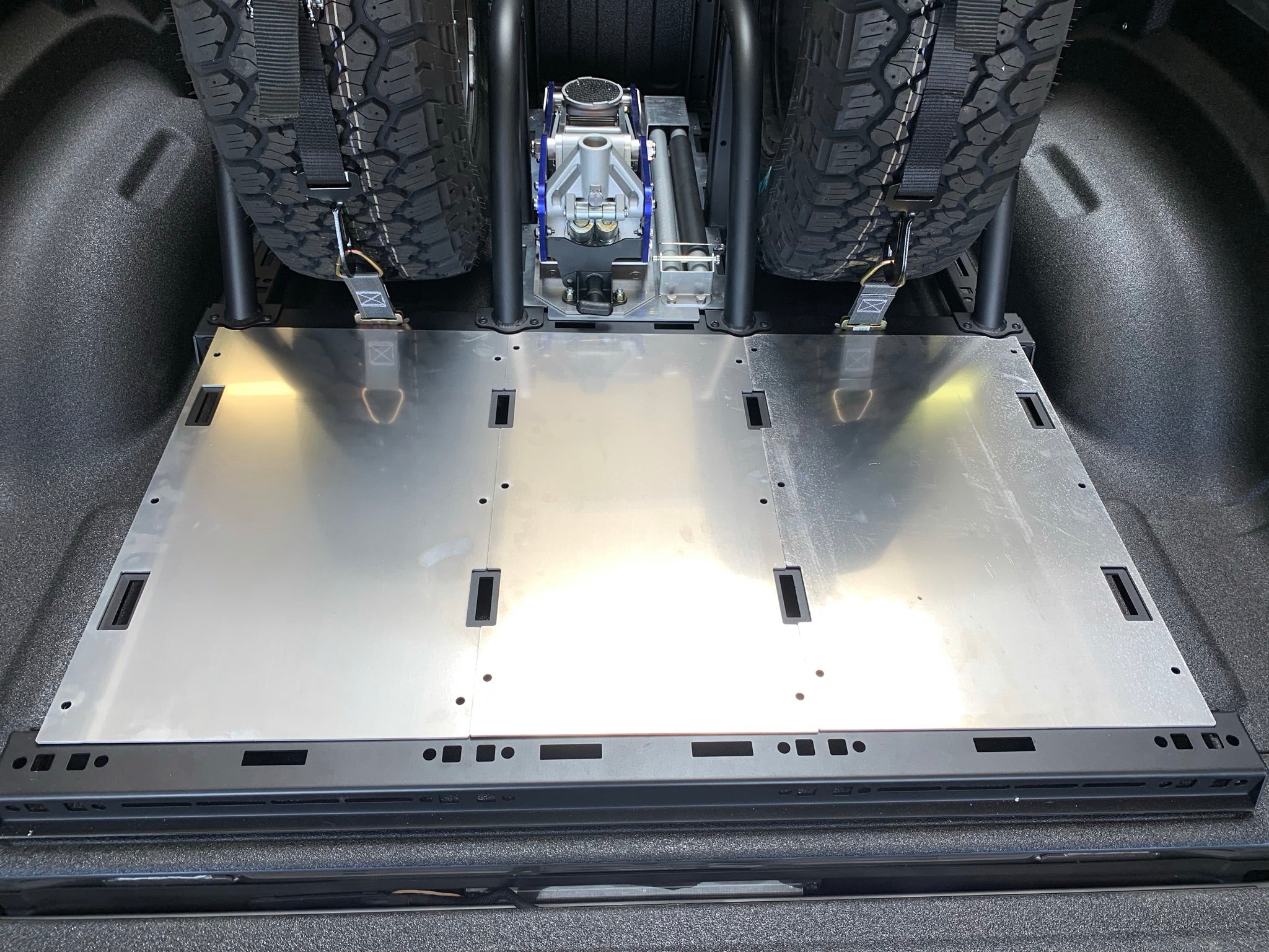 Foutz Motorsports Dual Tire Carrier Quick Release Modular Bed Organizer