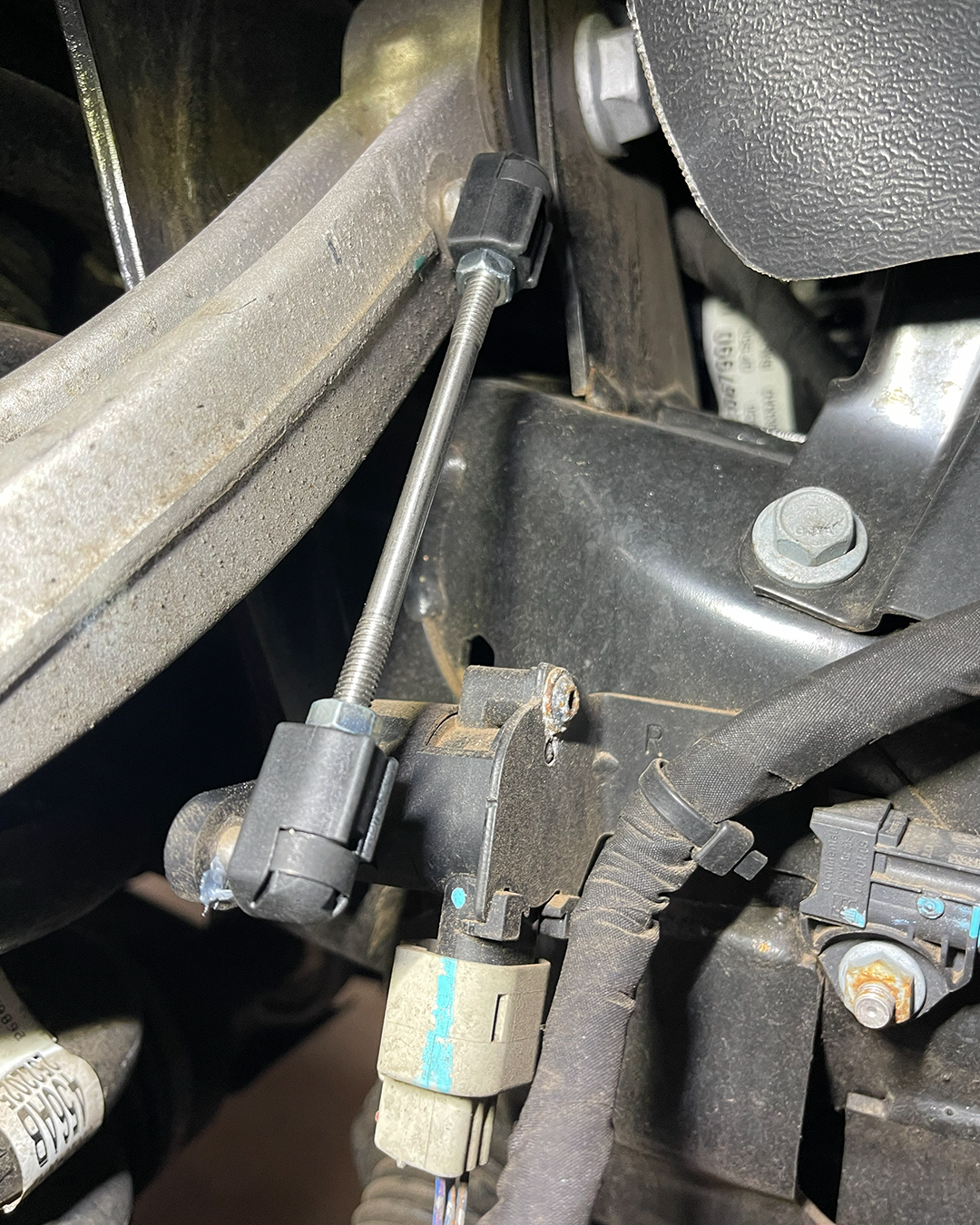 Foutz Motorsports 2" Front Leveling Collar Kit with Ride Height Sensor Connector Rods 2027 Ram 1500 TRX