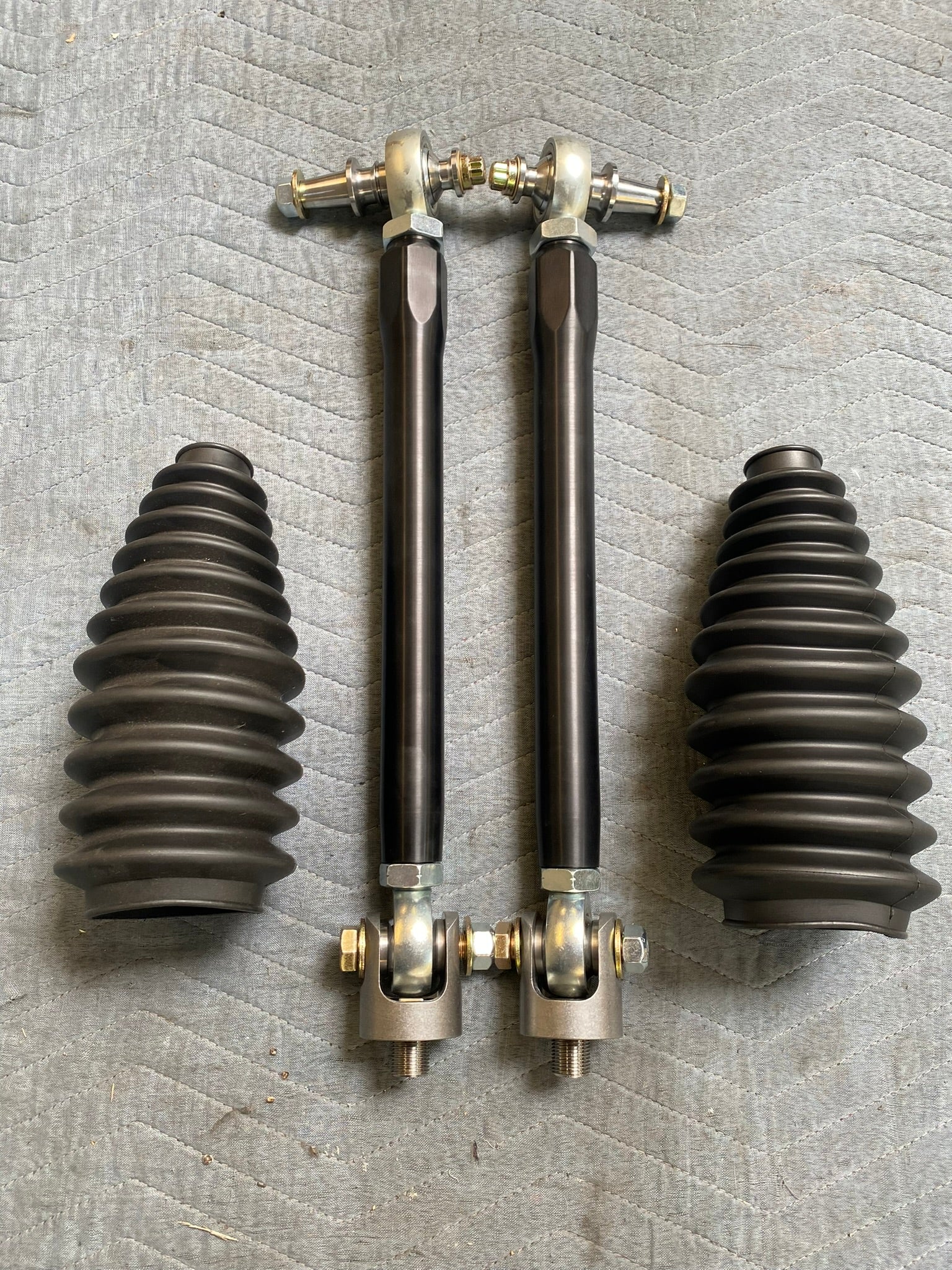 Foutz Motorsports Billet Tie Rod Kit 2023-2026 Ford F-150 Raptor R 2017-2026 Ford F-150 Raptor 2010-2014 Ford F-150 SVT Raptor