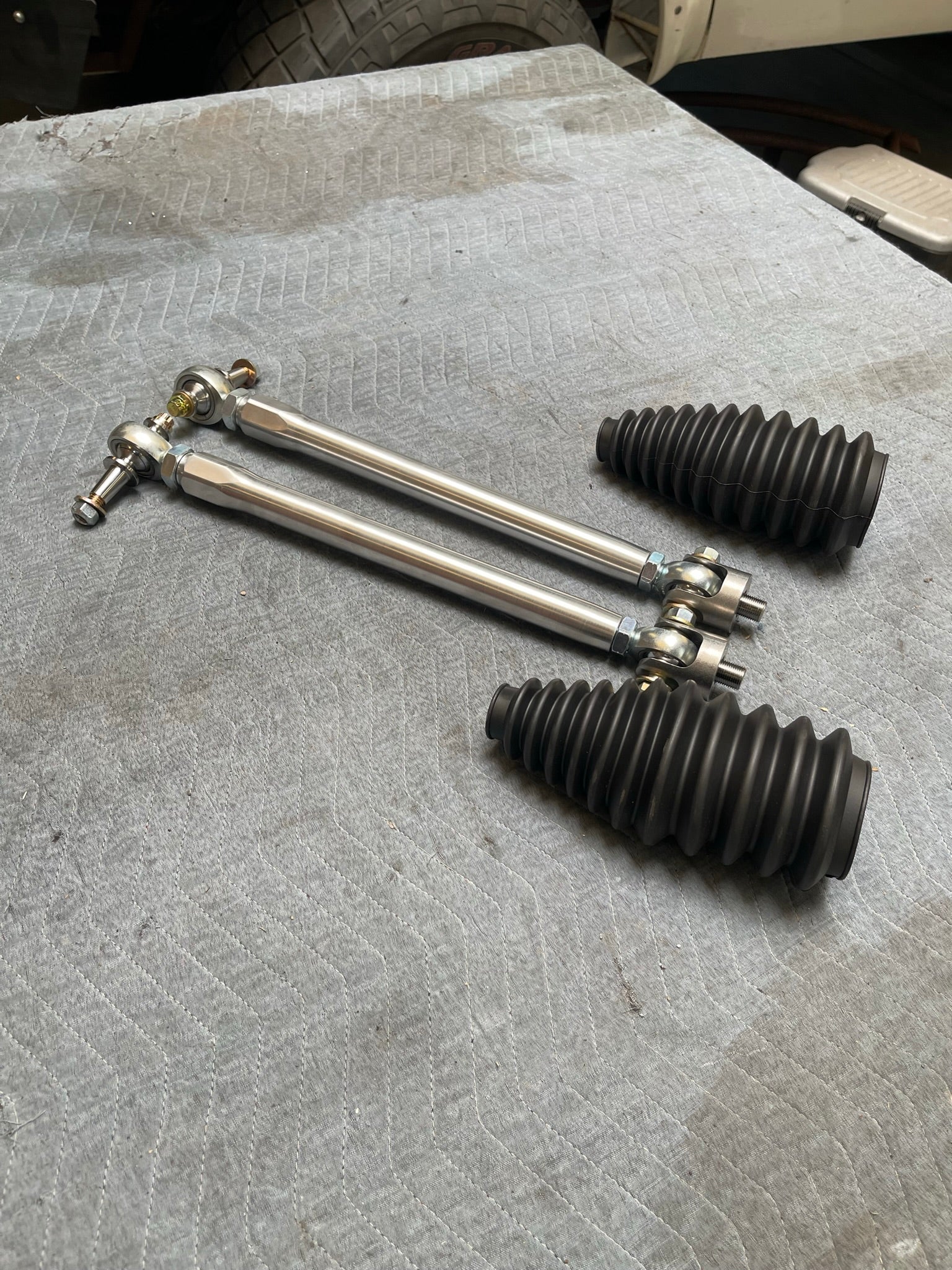 Foutz Motorsports Billet Tie Rod Kit 2021-2026 Ford Bronco