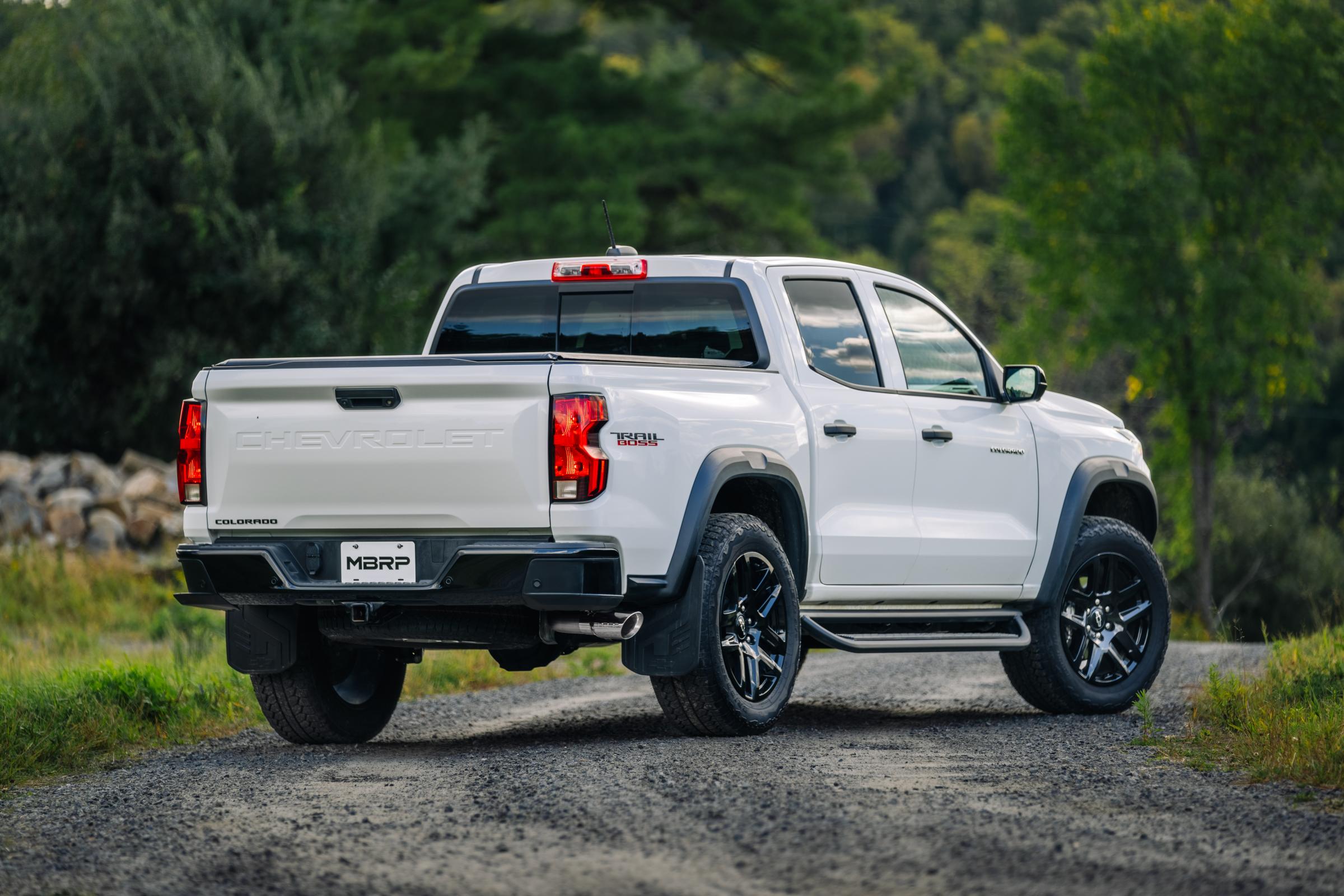 2023-Up Colorado/Canyon 2.7L Black-Coated Aluminized Steel 3 Inch Cat-Back Exhaust Single Side Exit with Tip Armor BLK MBRP