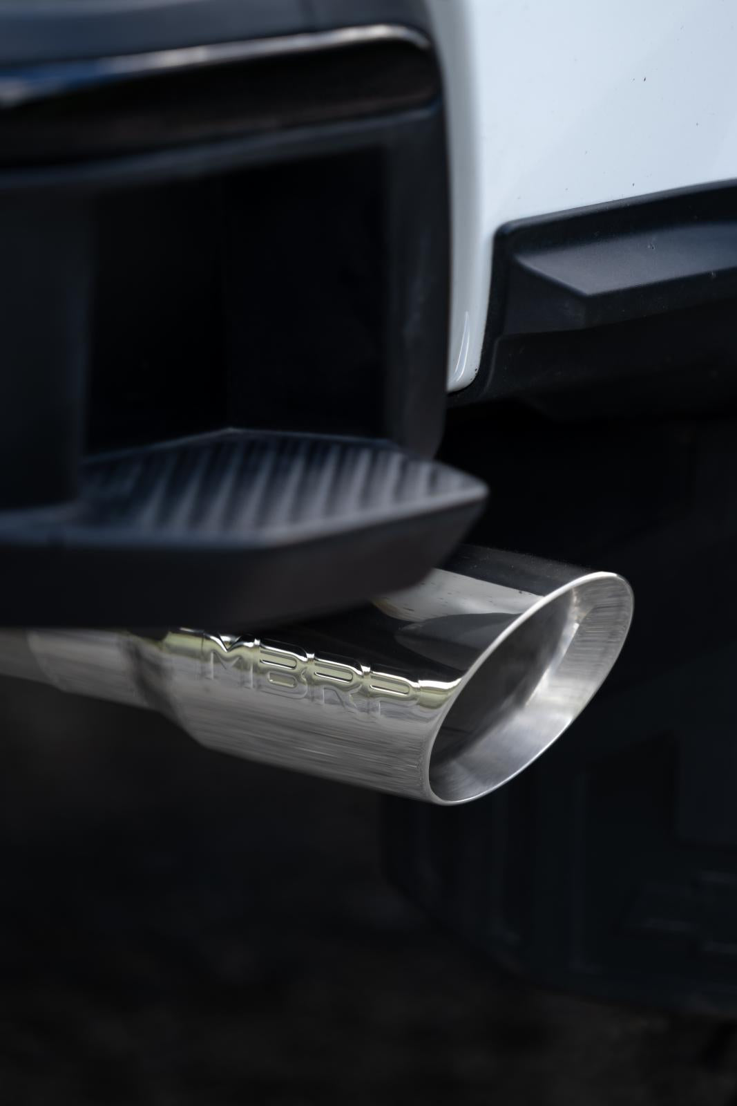 2023-Up Colorado/Canyon 2.7L Black-Coated Aluminized Steel 3 Inch Cat-Back Exhaust Single Side Exit with Tip Armor BLK MBRP