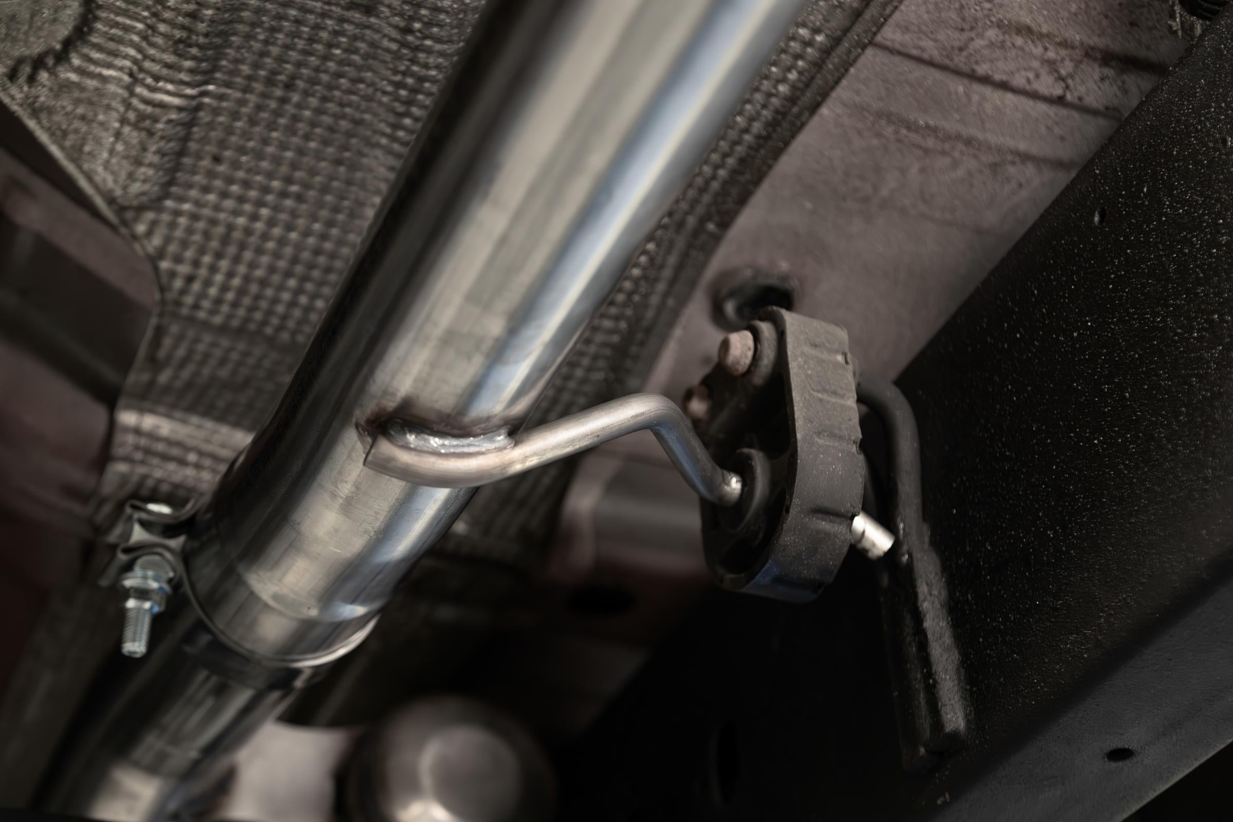 2019-up Silverado/Sierra 1500 2.7L Armor Lite Aluminized Steel 3 Inch Cat-Back, 2.5 Inch Dual Split Rear Exit MBRP