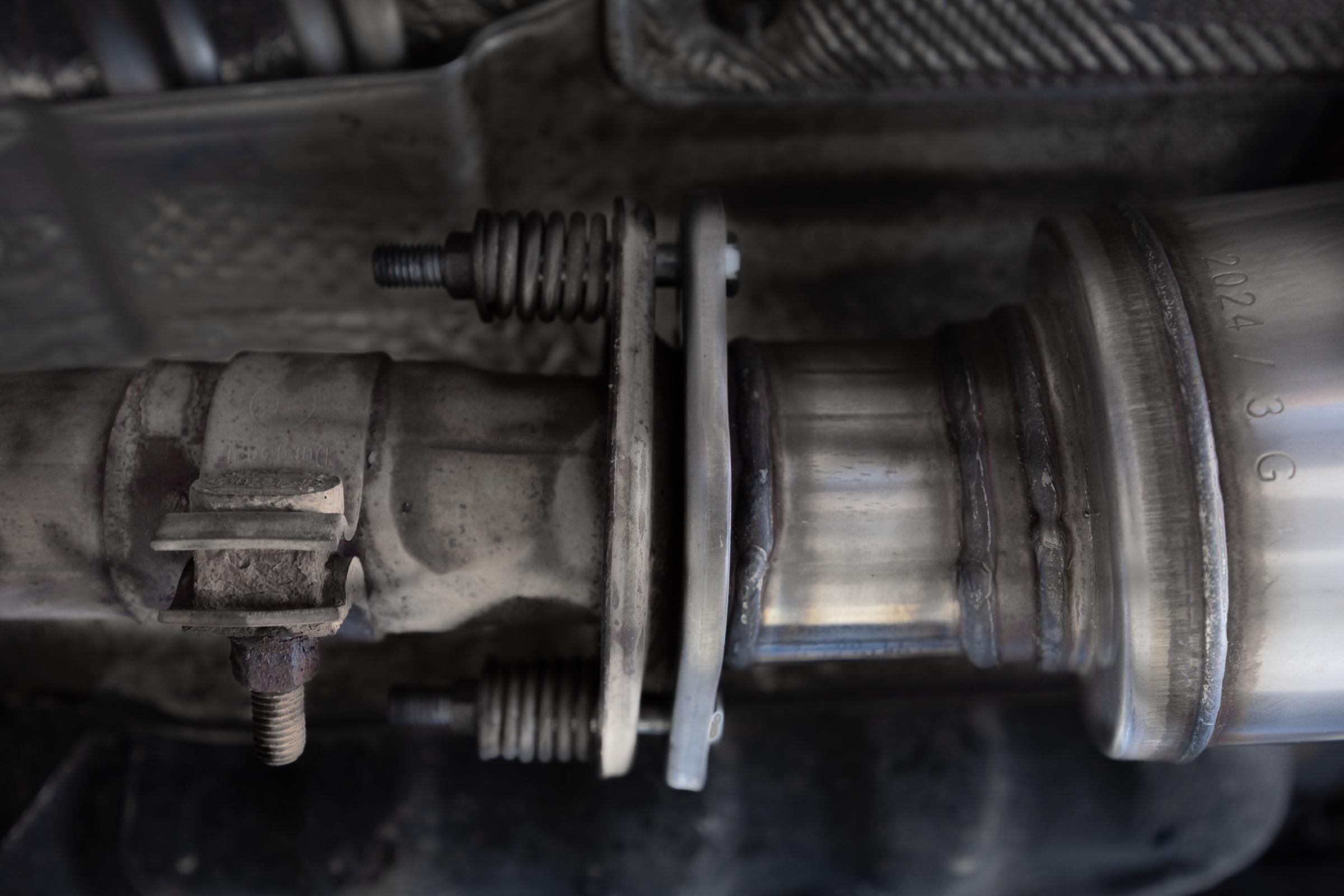 11-Present Dodge Durango 3.6L, Armor Lite 3-Inch Cat-Back Dual Split Rear, Street Profile MBRP