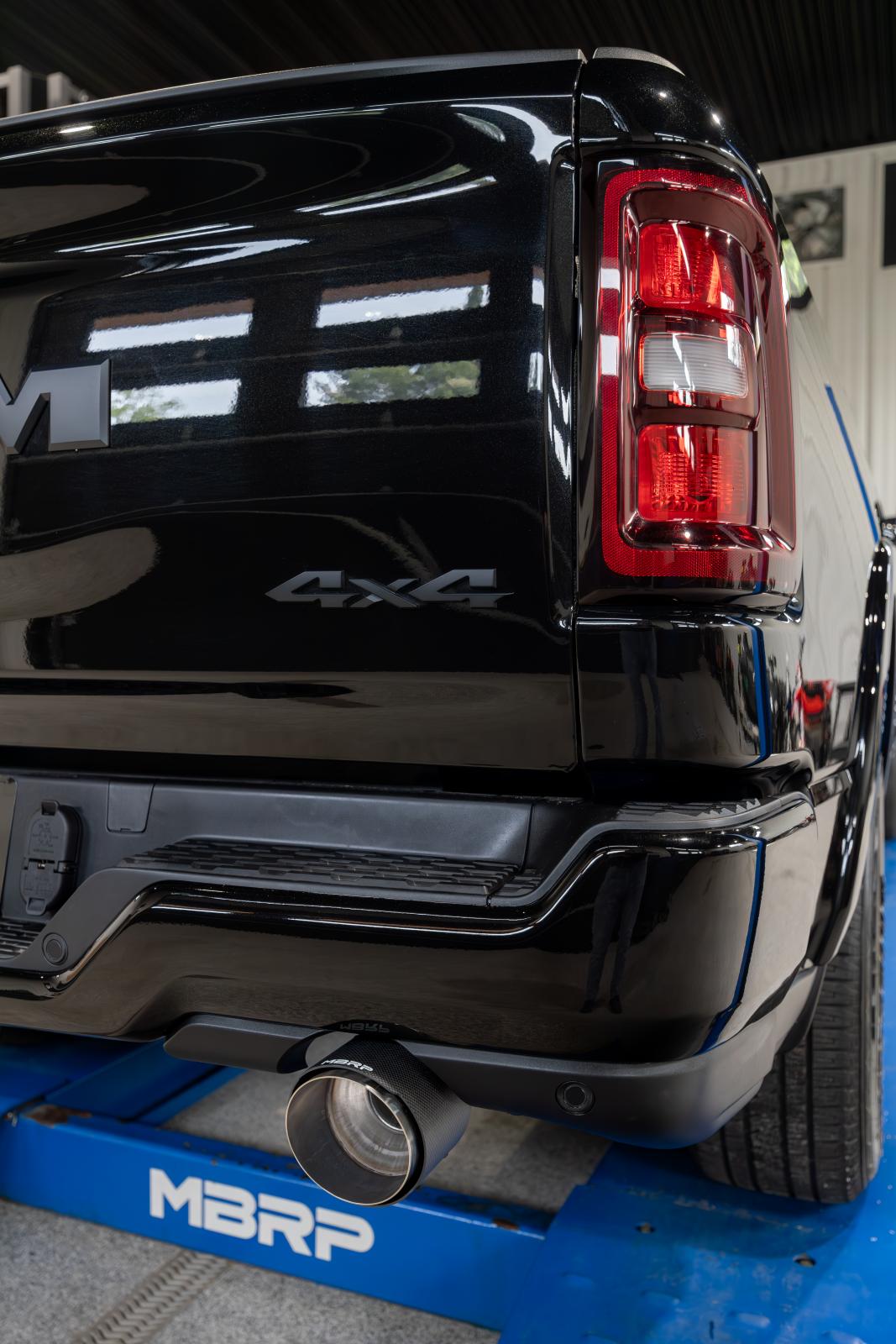 2025-Up Ram 1500 3.0L SST SO Armor Pro 3 inch Cat-back 2.5 Inch Dual Split Rear Exhaust with Carbon Fiber Tips MBRP