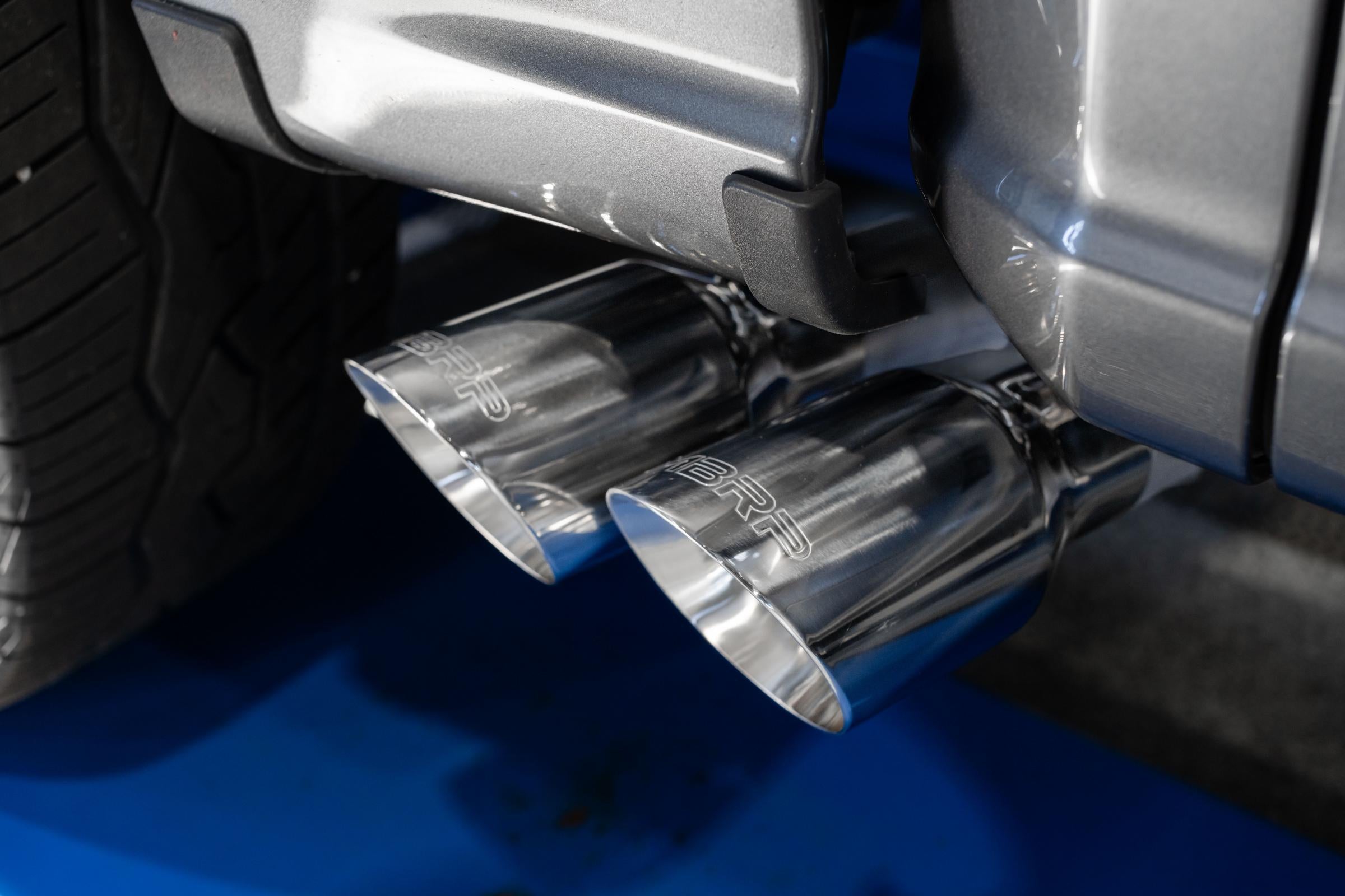 3 inch Cat-Back 2.5 inch Dual Pre-Axle (Race Profile) Black Coated  21-Up F-150 MBRP