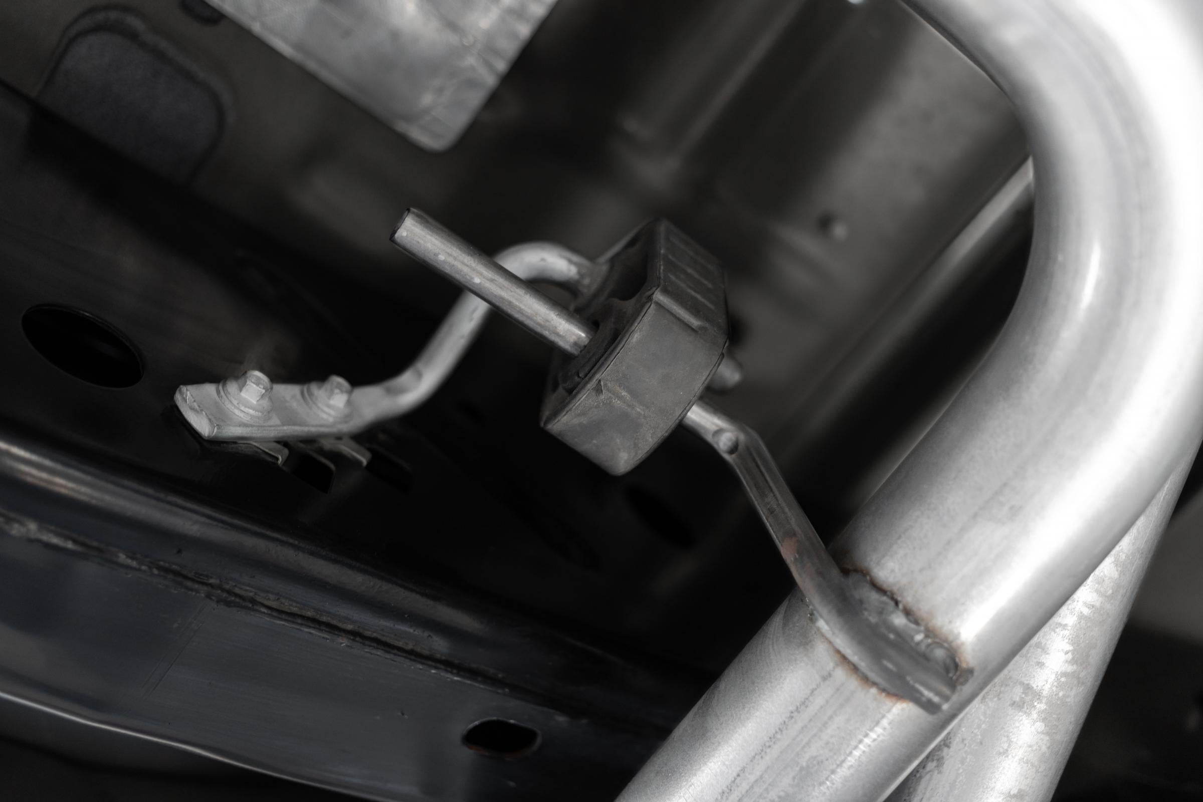 3 inch Cat-Back 2.5 inch Dual Pre-Axle (Race Profile) Black Coated  21-Up F-150 MBRP