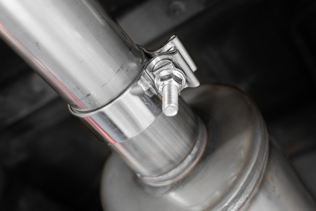 03-24 Toyota 4Runner 11-16 Toyota Land Cruiser Prado Armor Lite Aluminized Steel 2.5 Inch Cat-Back High Clearance Turn Down Single Rear Exit MBRP Exhaust System