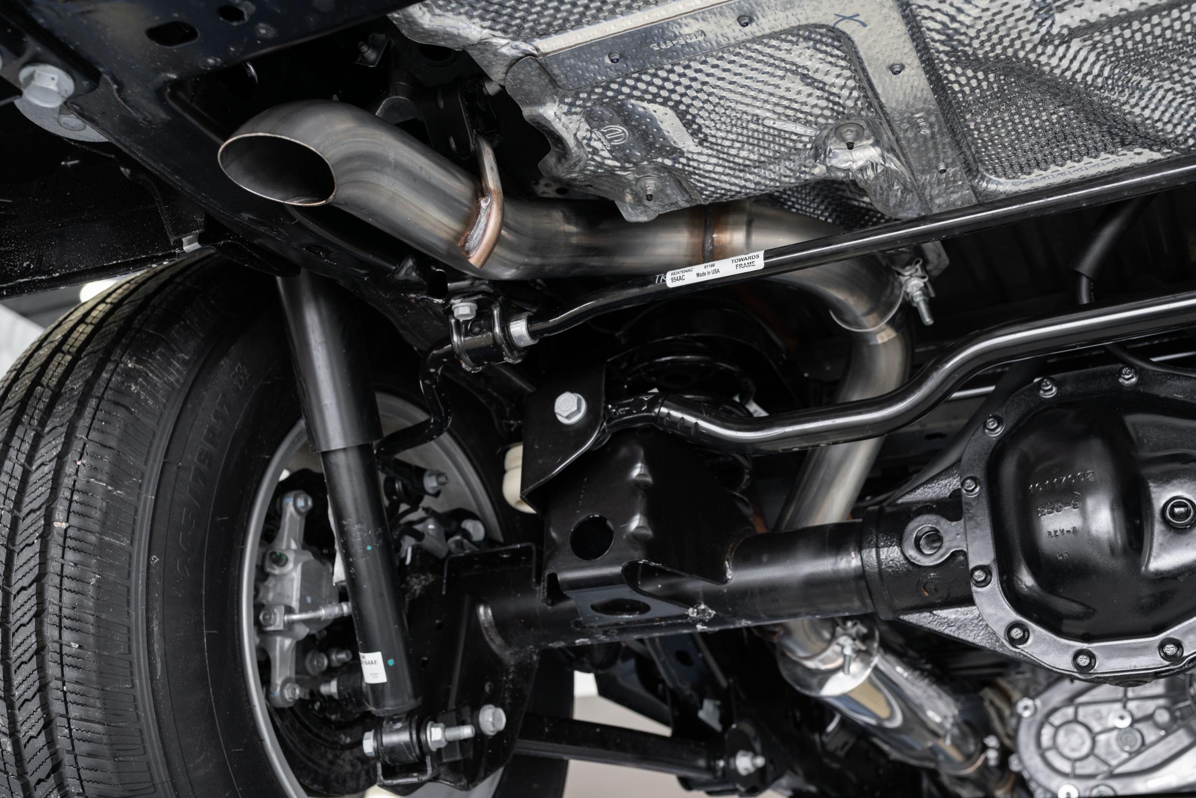 Jeep Cat Back Exhaust System Single Rear Exit Armor Lite Series For 18-Up Wrangler JL 2/4 Door 2.0L, 3.6L MBRP